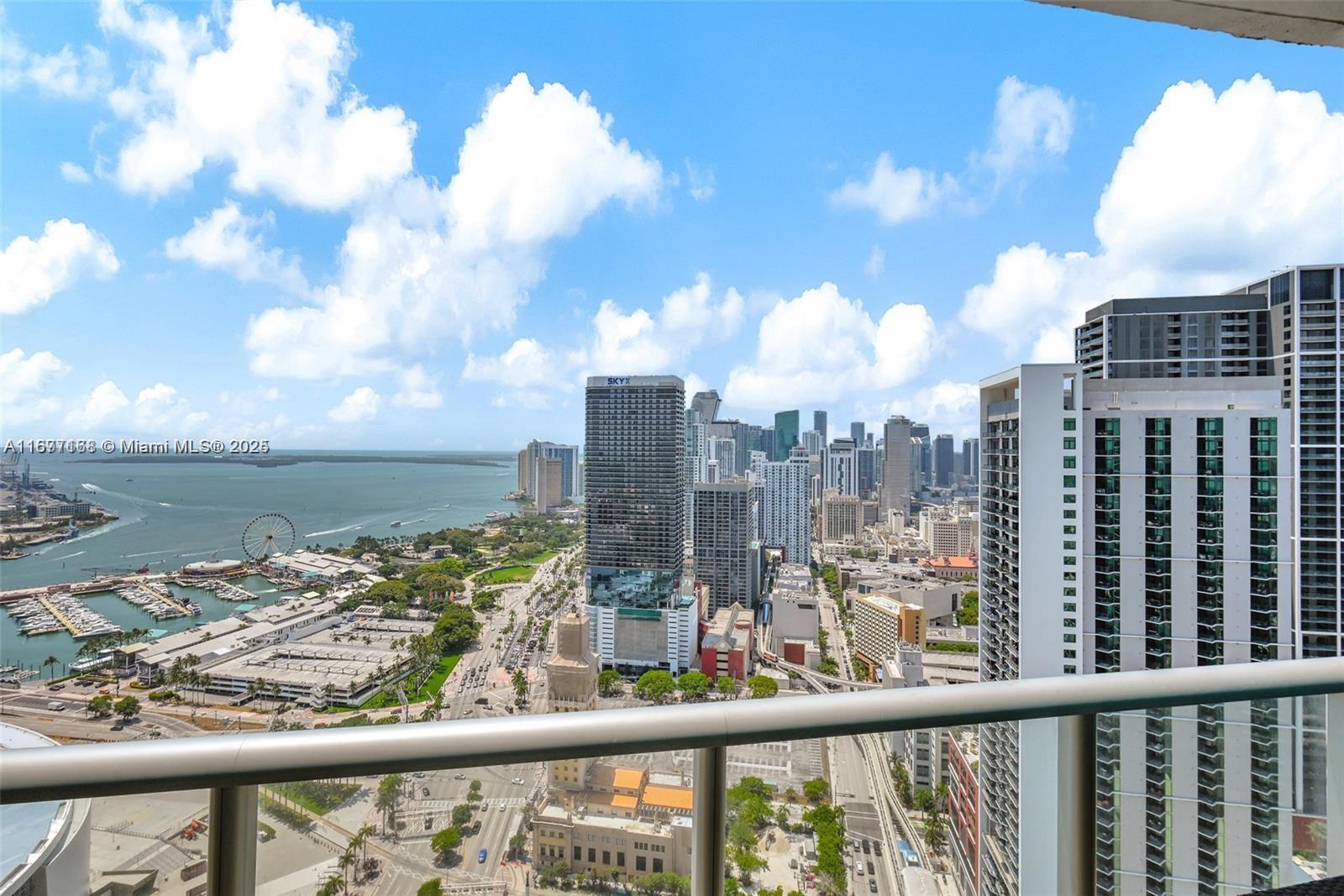 888 Biscayne Blvd #4401, Miami FL 33132