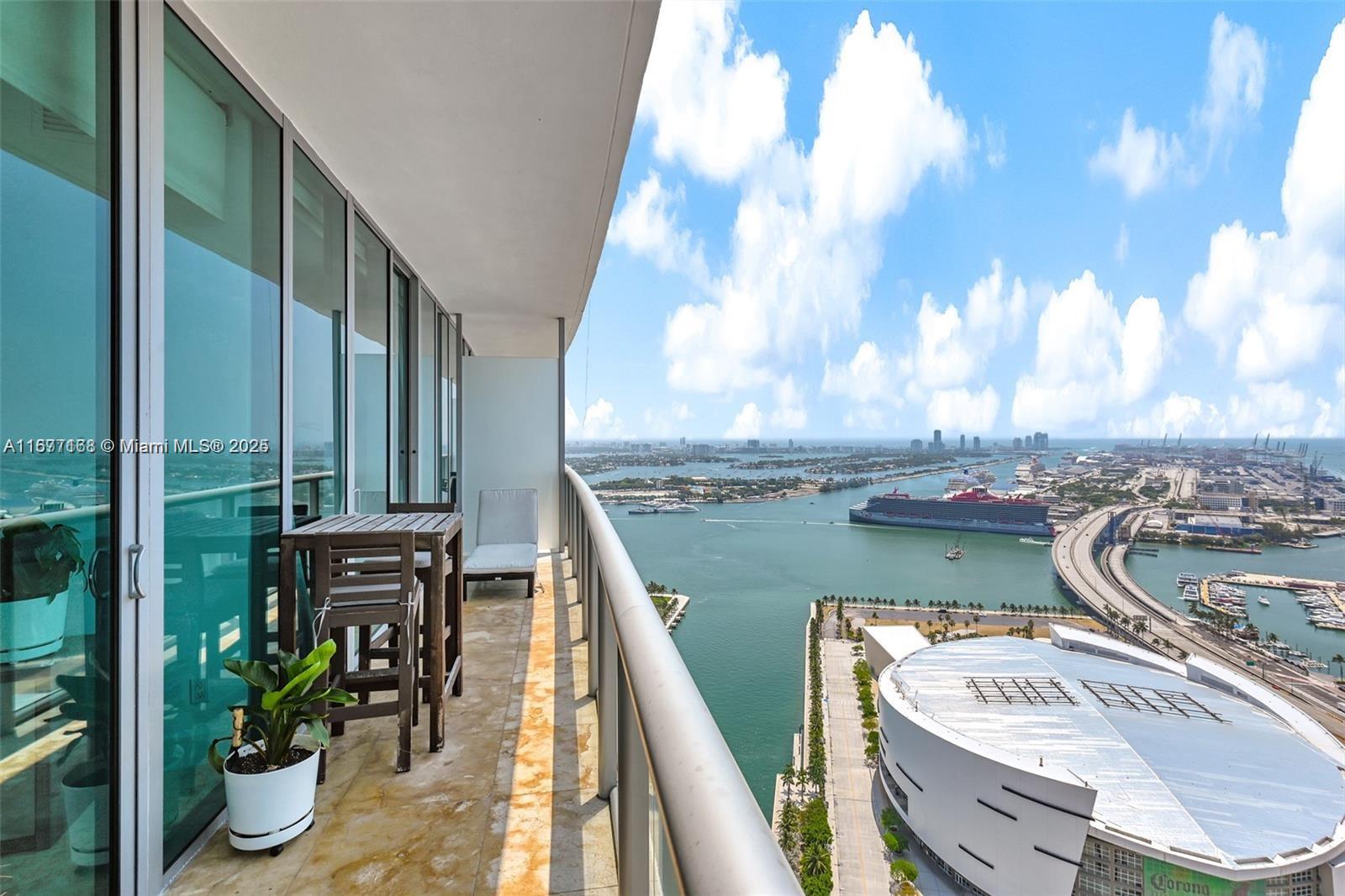 888 Biscayne Blvd #4401, Miami FL 33132