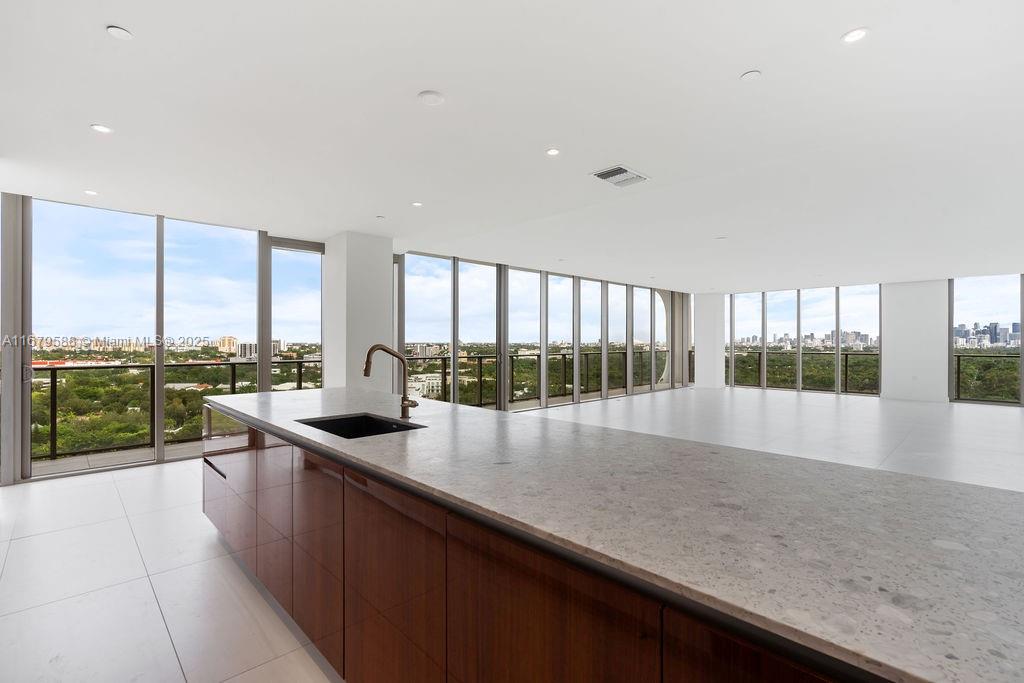 2678 Tigertail Ave #1401/02, Miami FL 33133