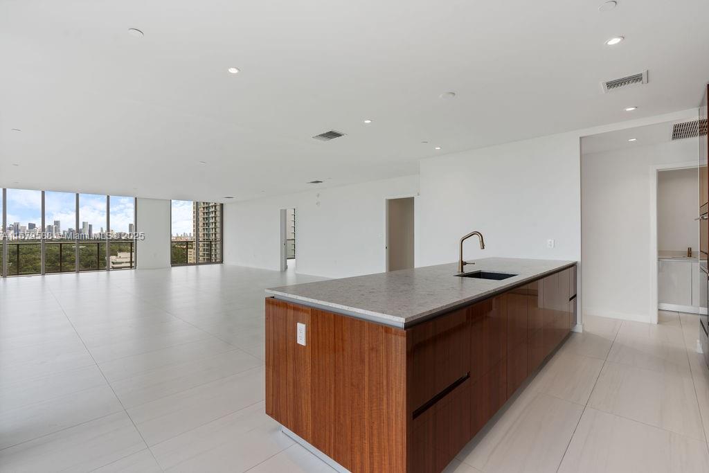 2678 Tigertail Ave #1401/02, Miami FL 33133