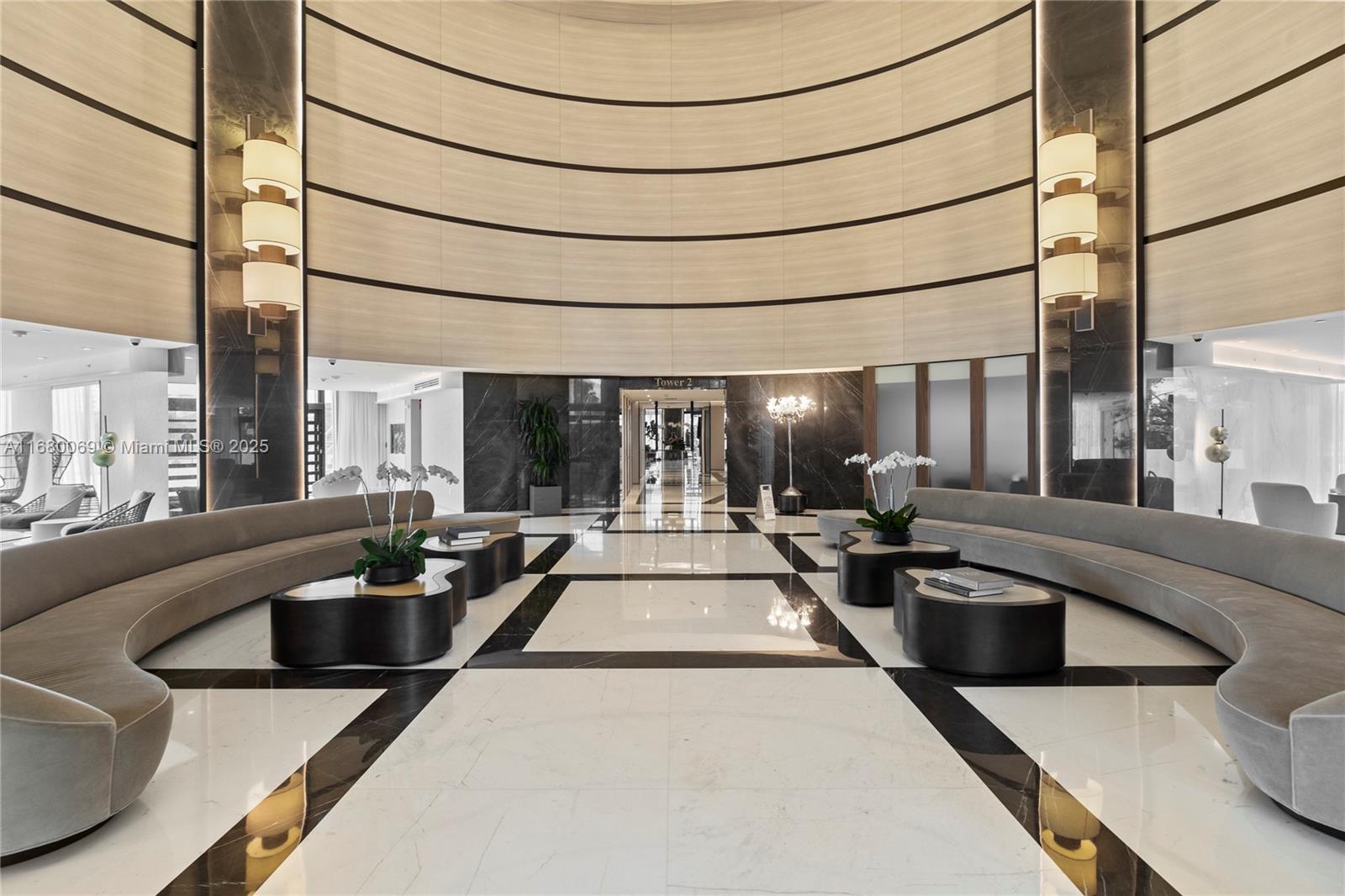 300 S Pointe Dr #3204, Miami Beach FL 33139
