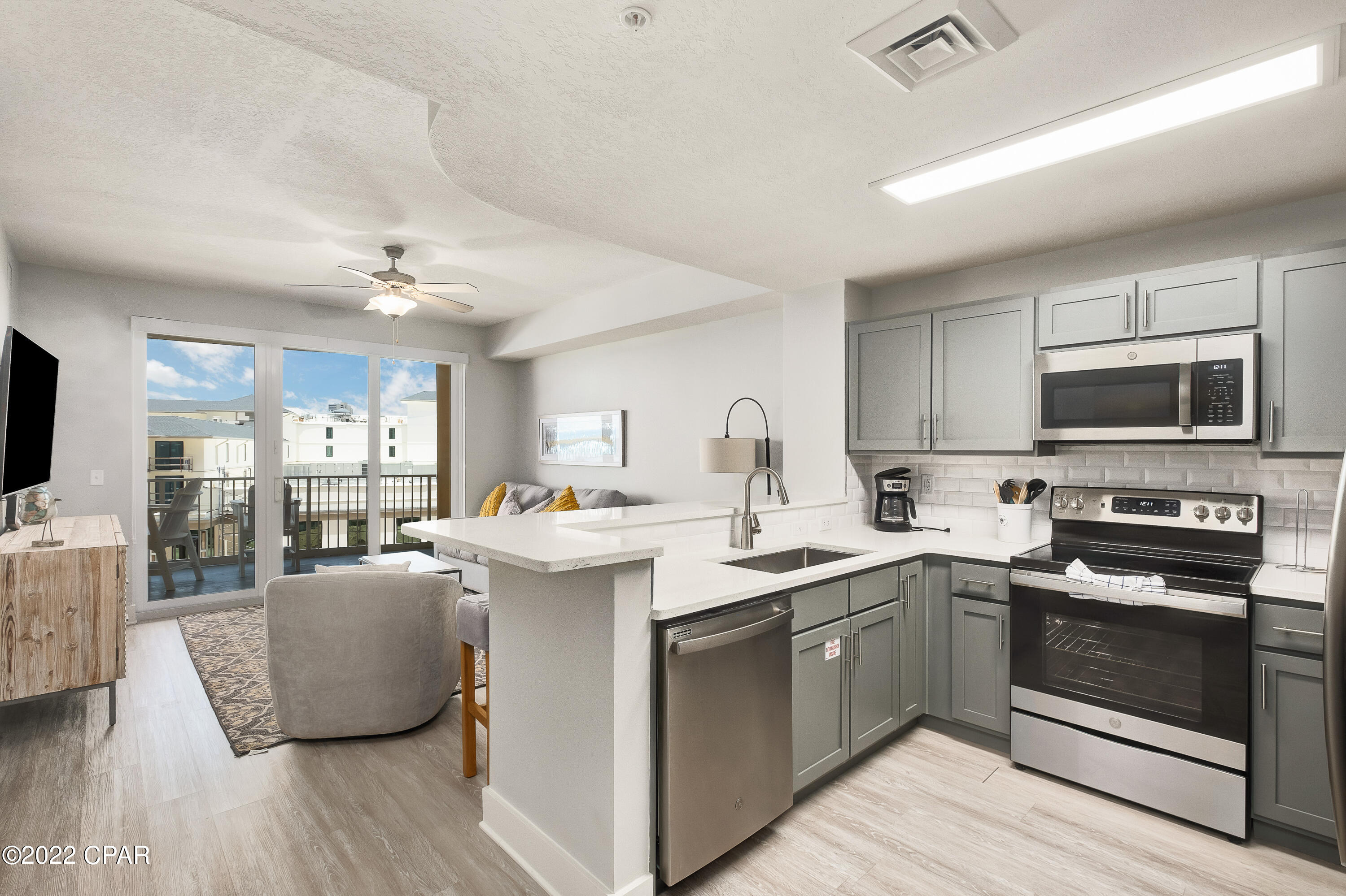 Image 6 For 15928 Front Beach Road 3-409