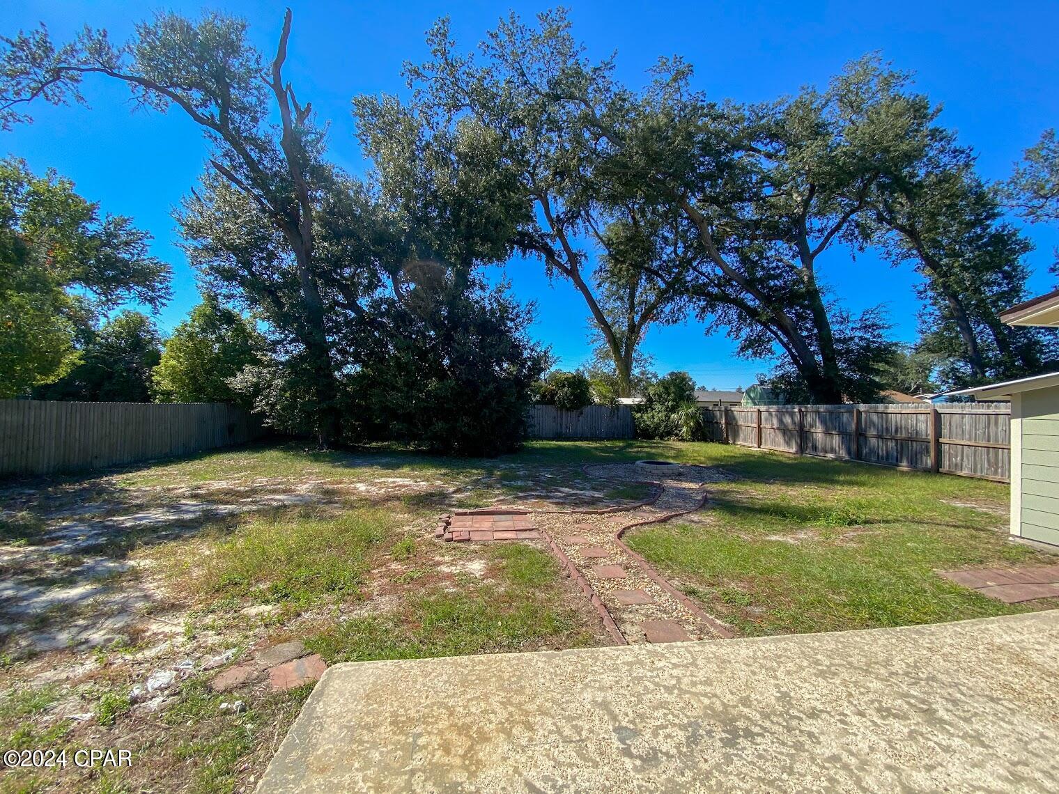 Image 2 For 522 Shade Street