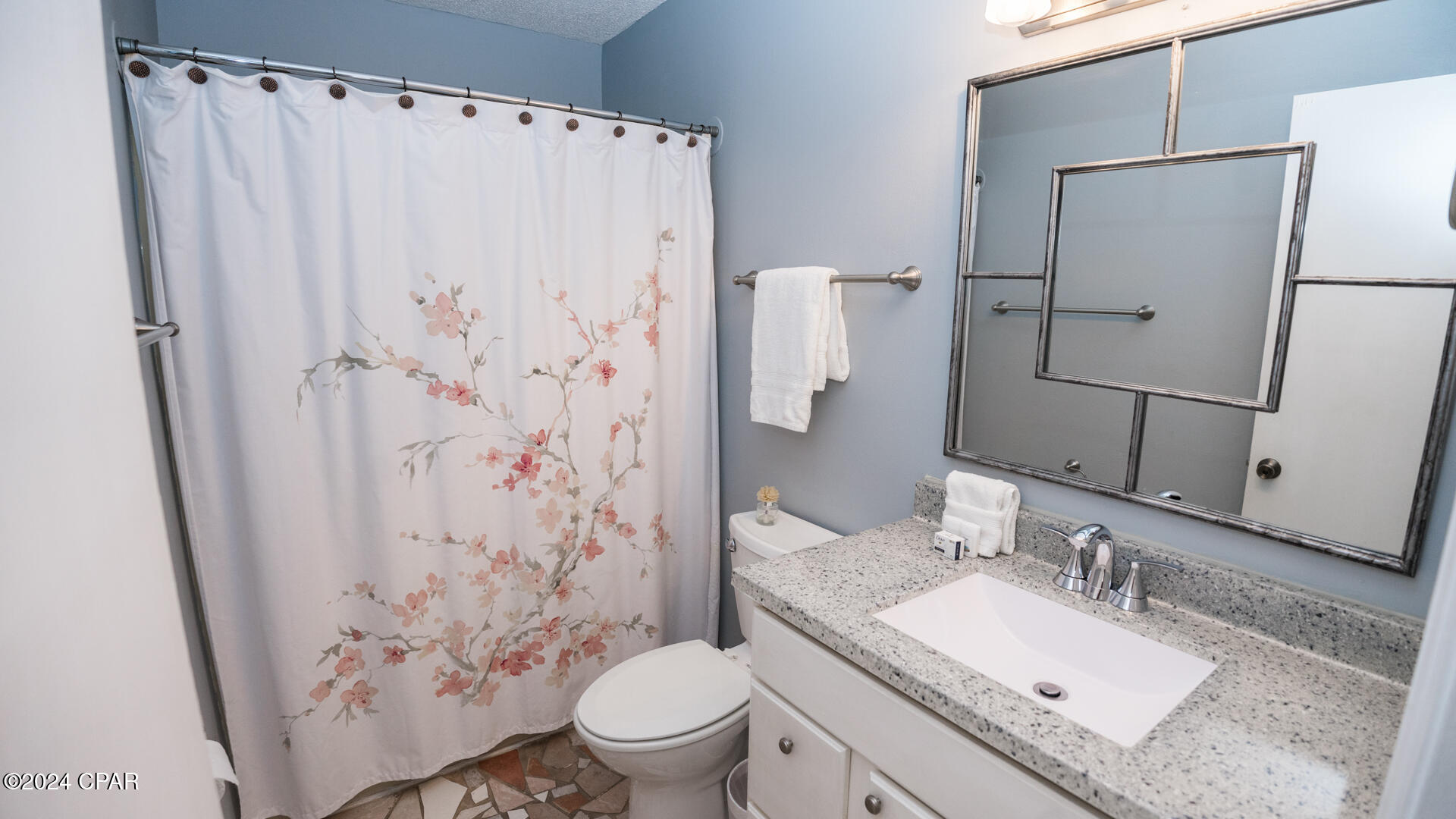 Image 18 For 17462 Front Beach Road 21c