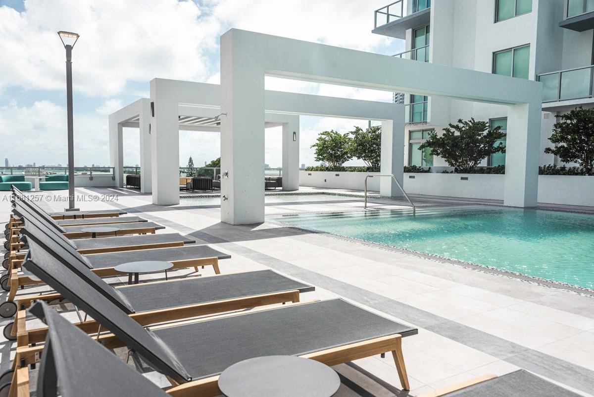 3900 Biscayne Blvd #N-807, Miami FL 33137