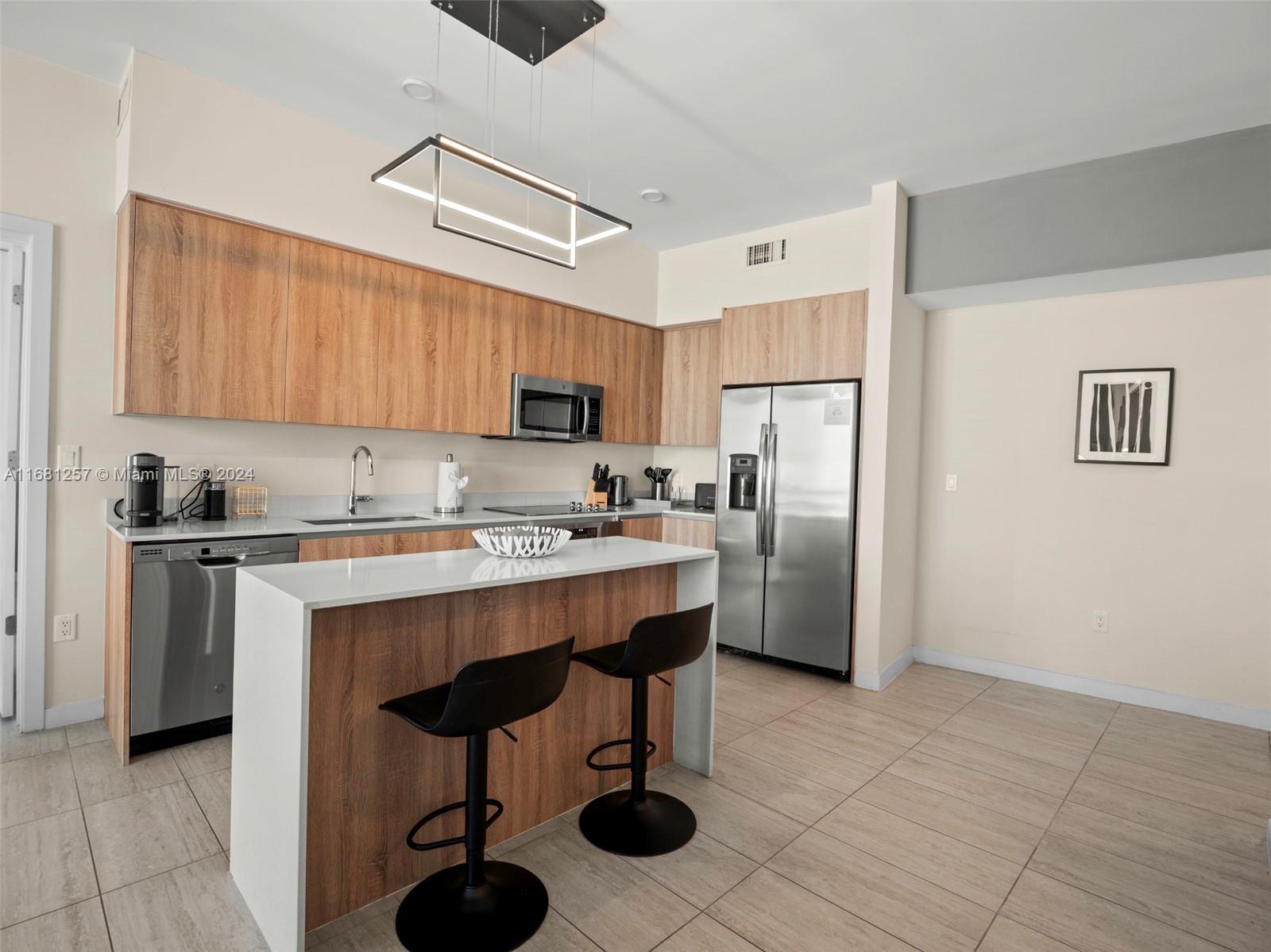 3900 Biscayne Blvd #N-807, Miami FL 33137