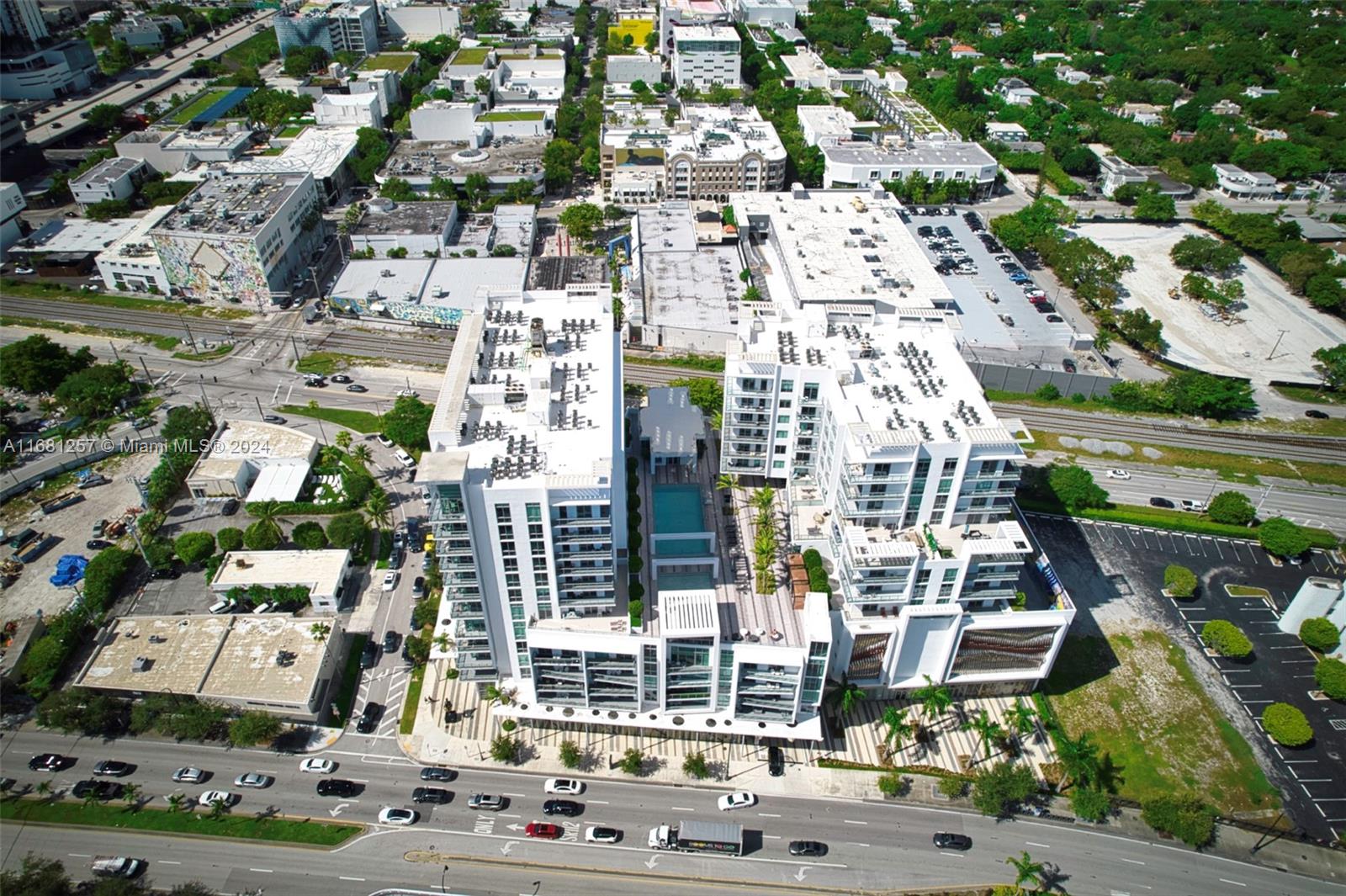 3900 Biscayne Blvd #N-807, Miami FL 33137