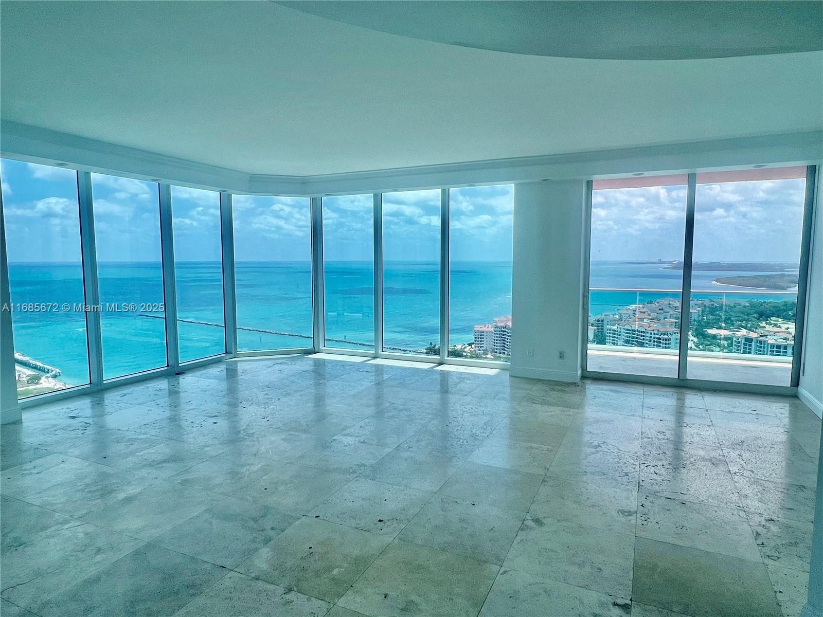 300 S Pointe Dr #3601, Miami Beach FL 33139