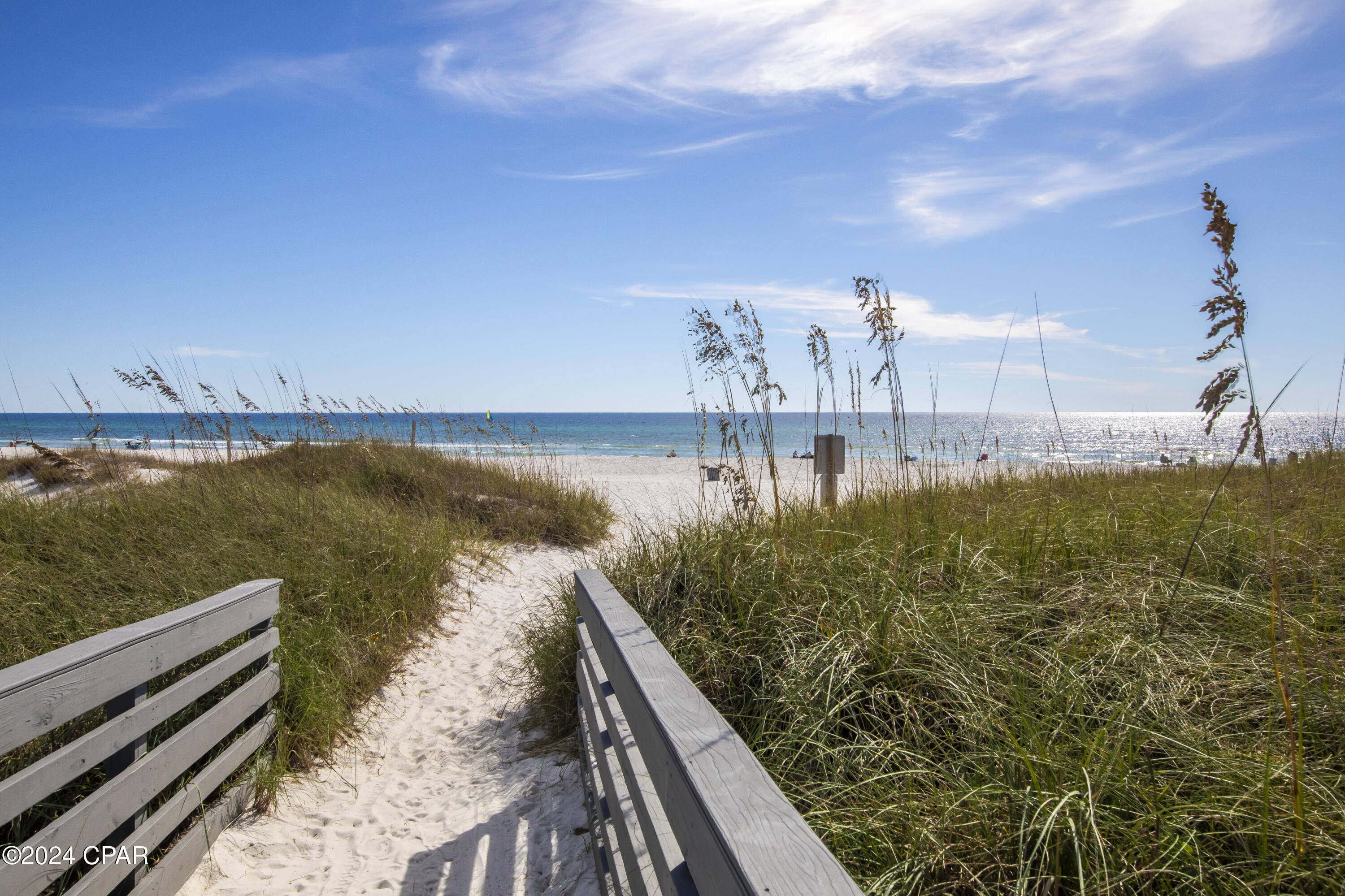 Image 2 For 17614 Front Beach  4c