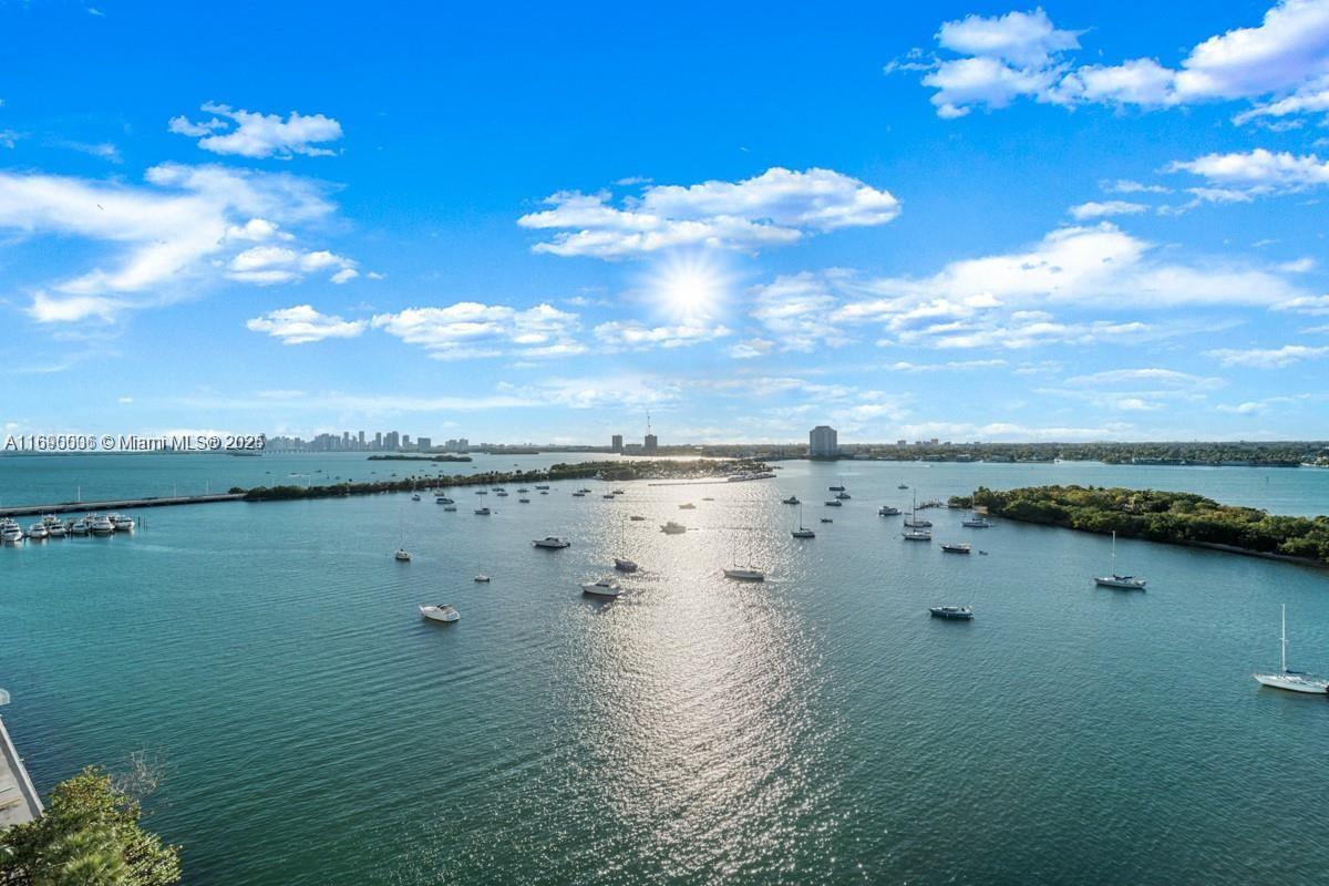 7934 West Dr #1105, North Bay Village FL 33141