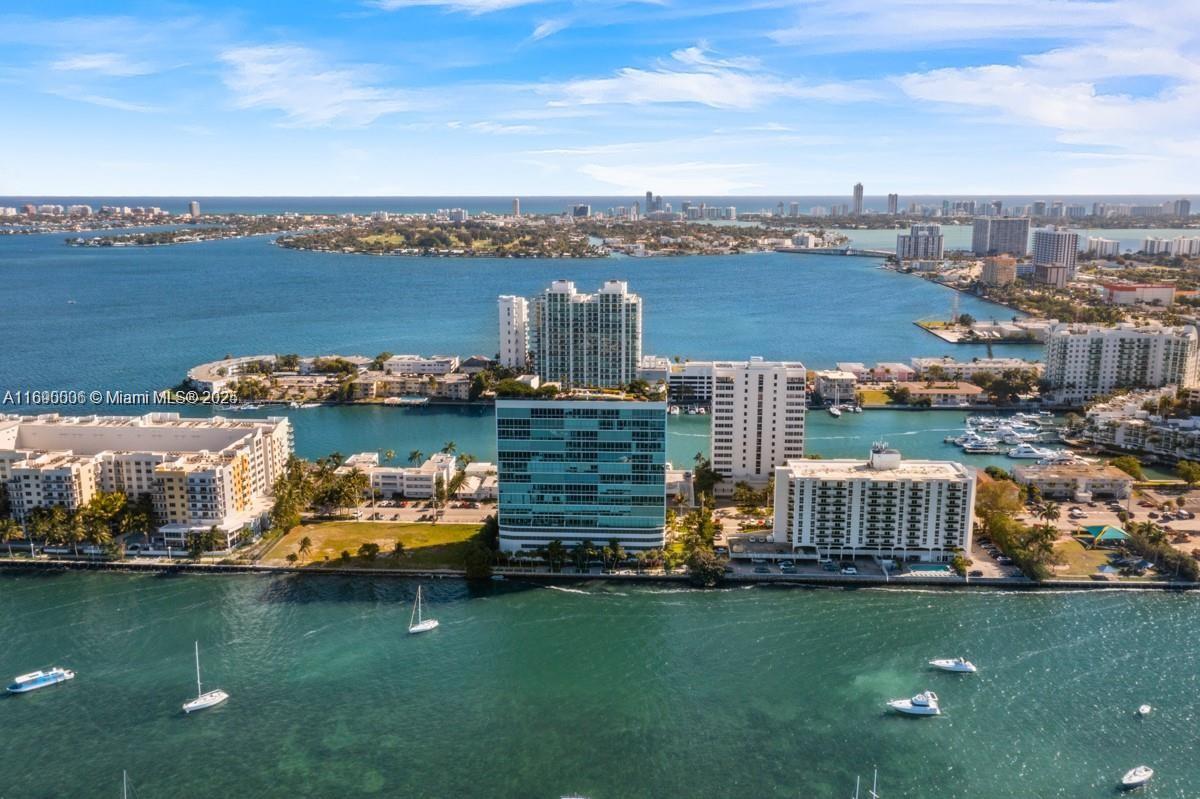 7934 West Dr #1105, North Bay Village FL 33141