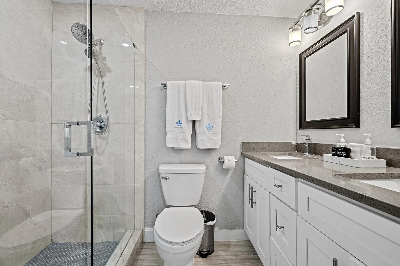 28 NE 26th St, Wilton Manors, FL 33305