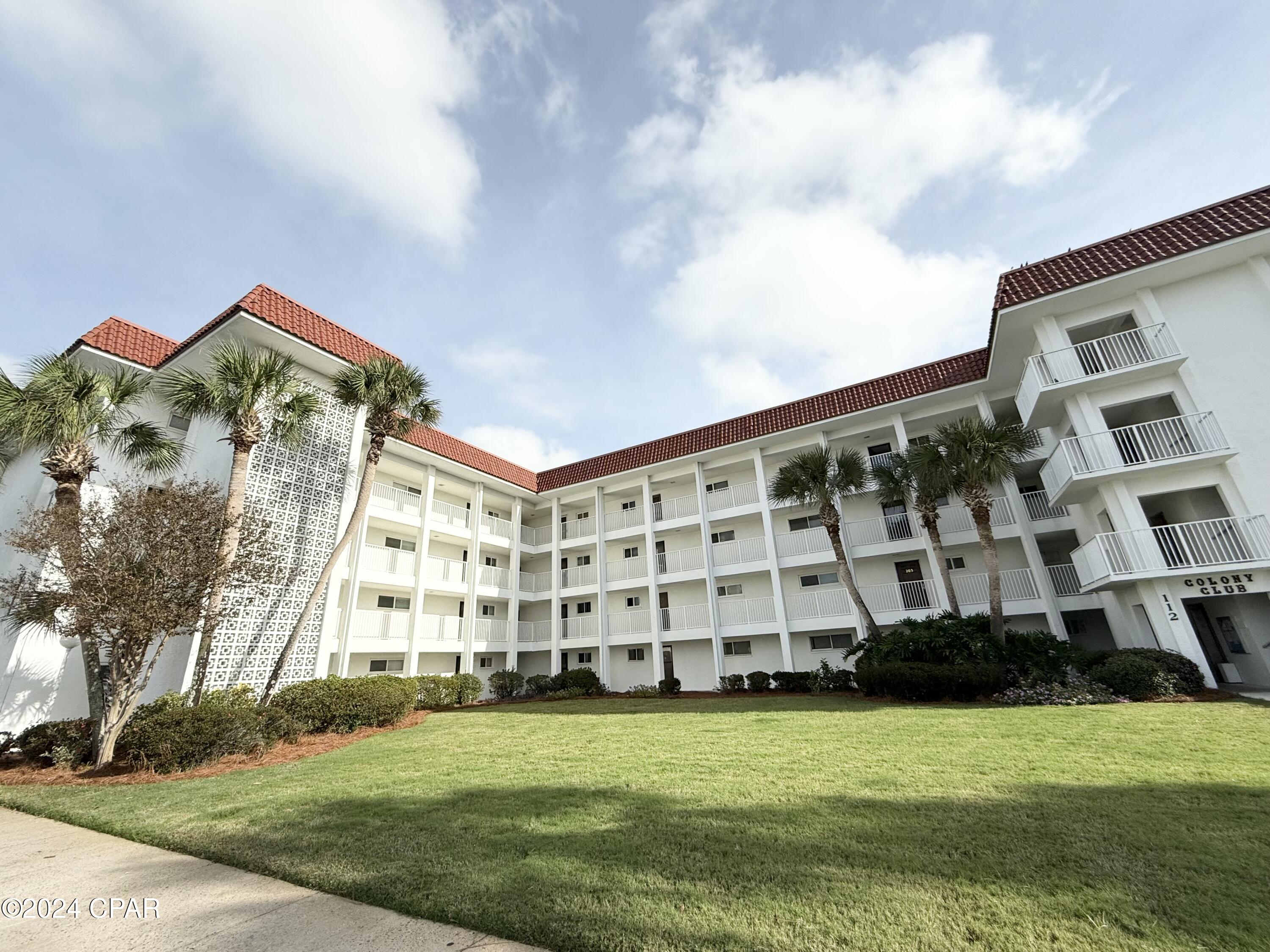 Image 2 For 112 Fairway Boulevard 101