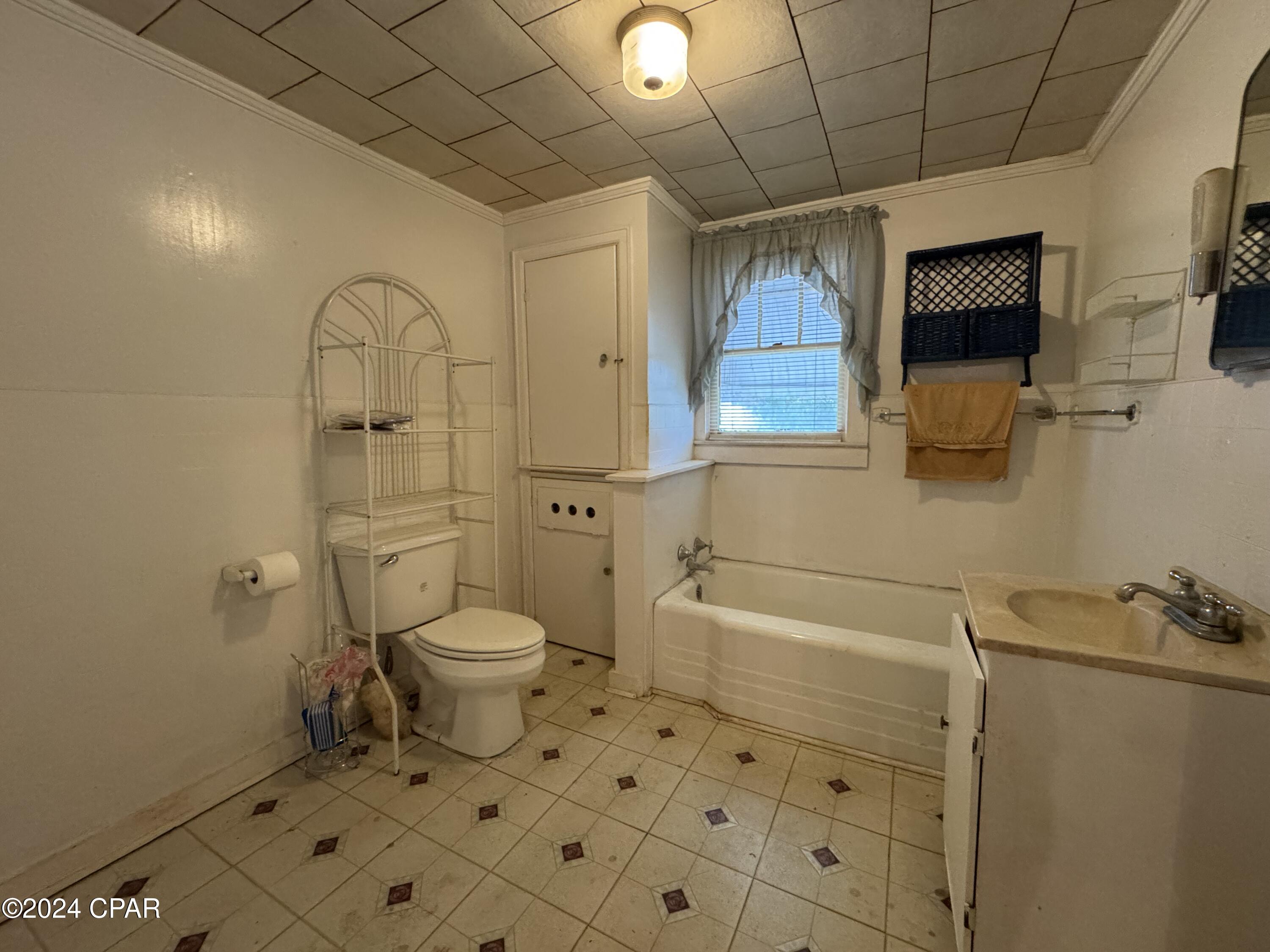 Image 19 For 987 7th Avenue