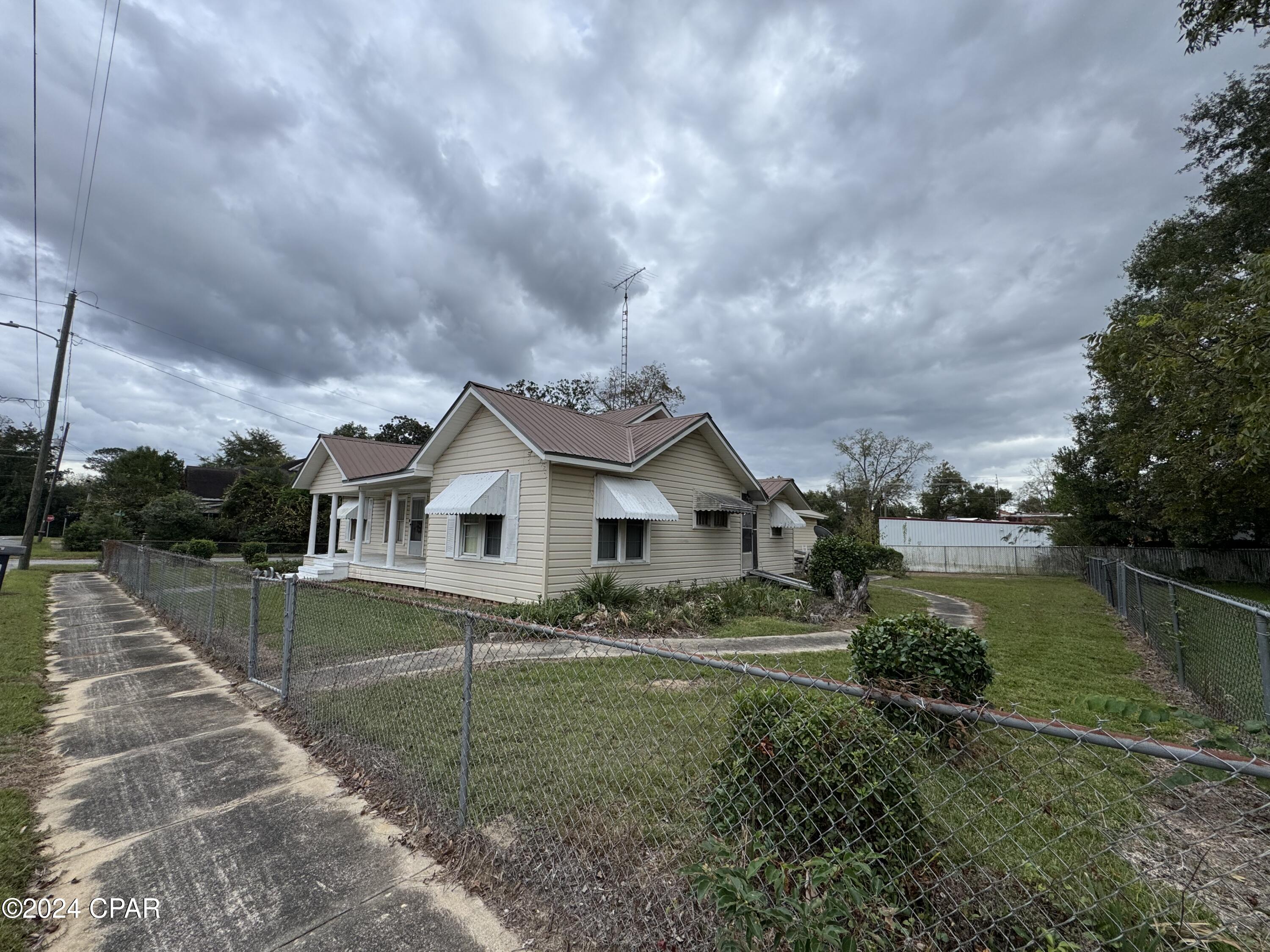 Image 4 For 987 7th Avenue