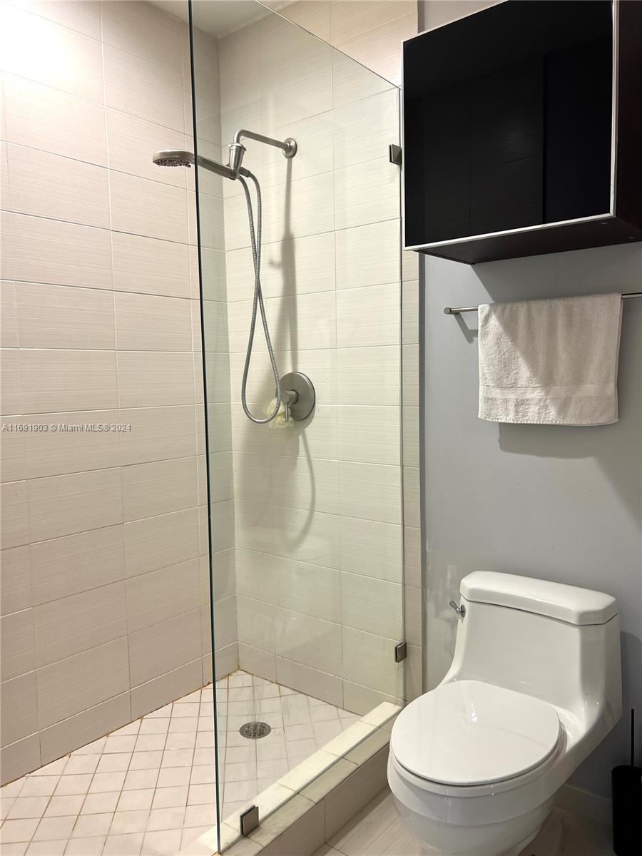 7928 East Dr #605, North Bay Village FL 33141