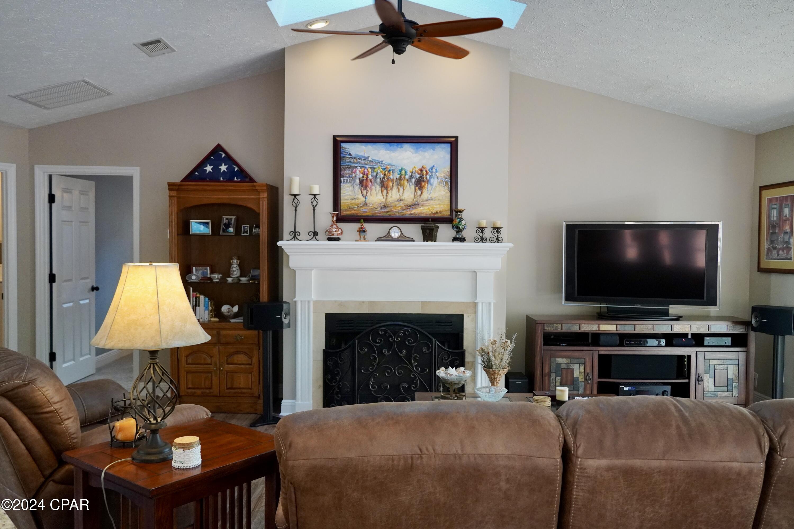 Image 16 For 22112 Sunnyside Lane