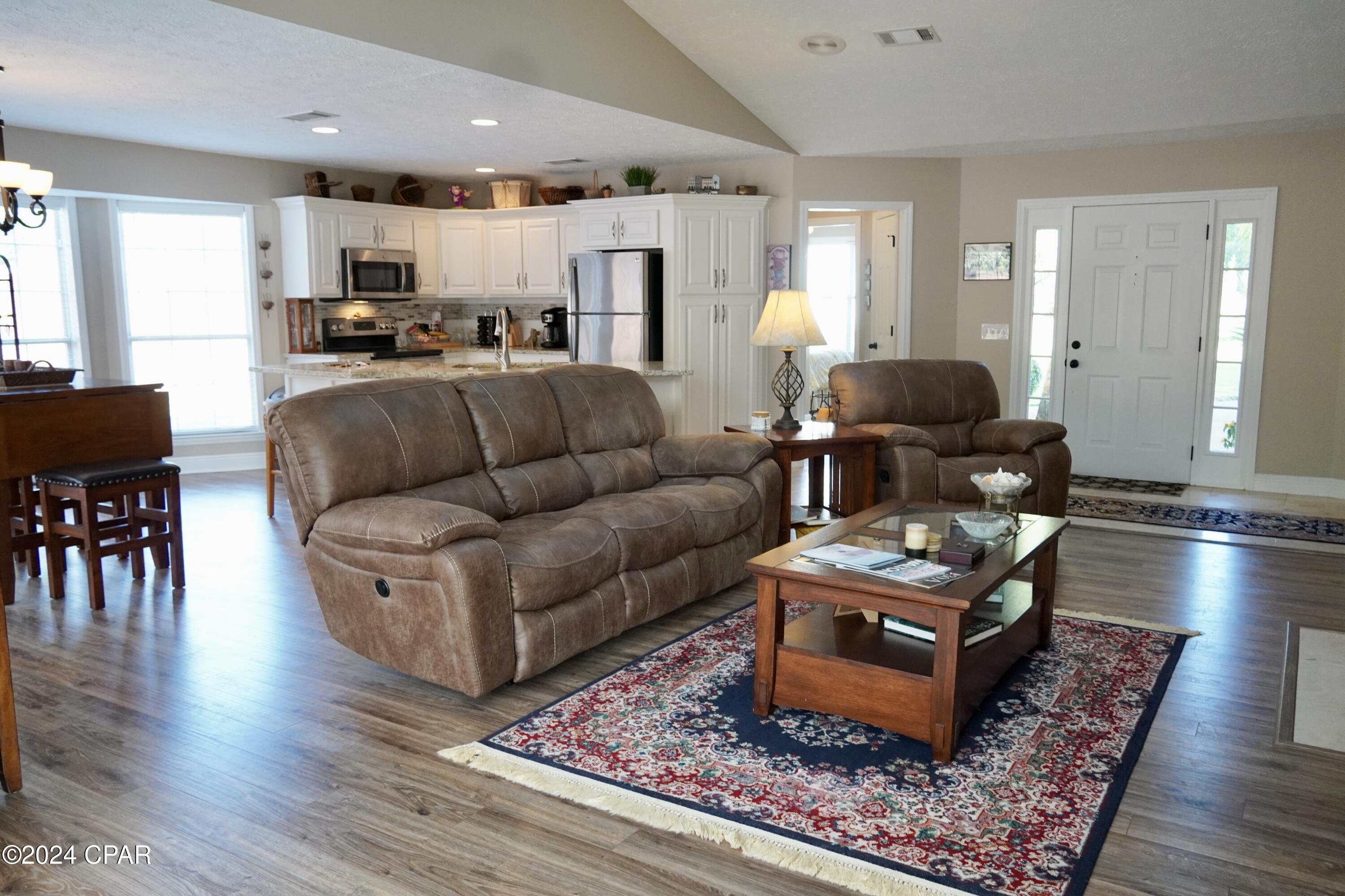 Image 19 For 22112 Sunnyside Lane