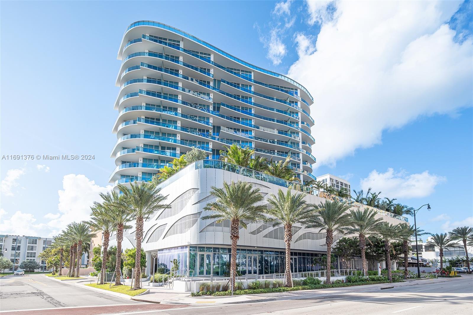 Apartamento à Venda em Sunny Isles Beach, FL