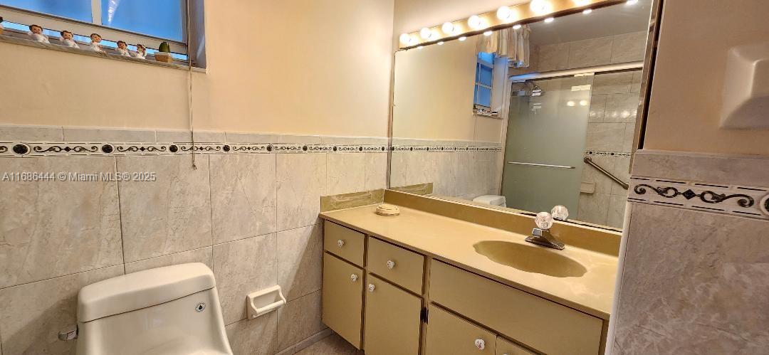 4281 W 10th Ct, Hialeah, Florida image 13
