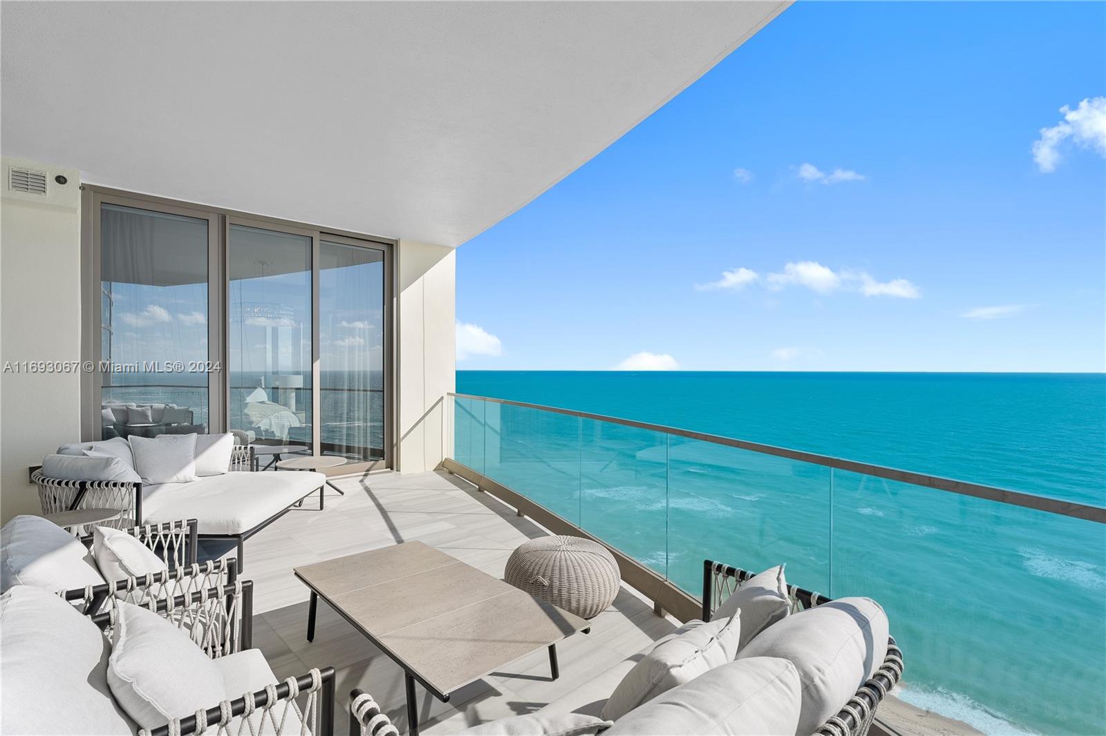 17975 Collins #1701, Sunny Isles Beach FL 33160