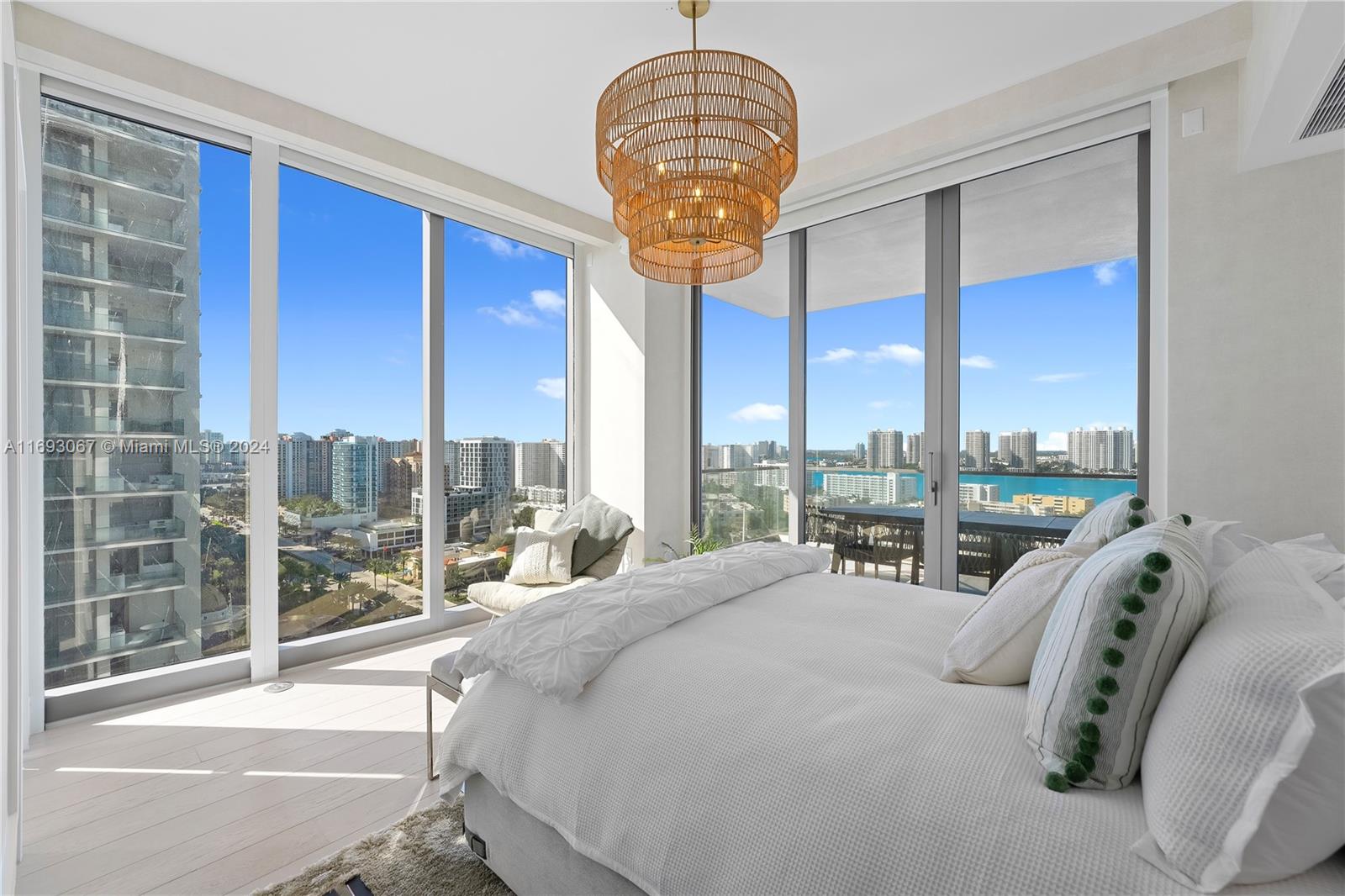 17975 Collins #1701, Sunny Isles Beach FL 33160