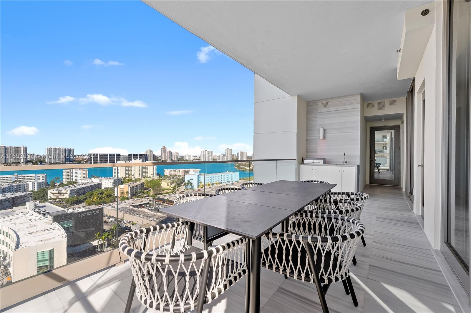 17975 Collins #1701, Sunny Isles Beach FL 33160