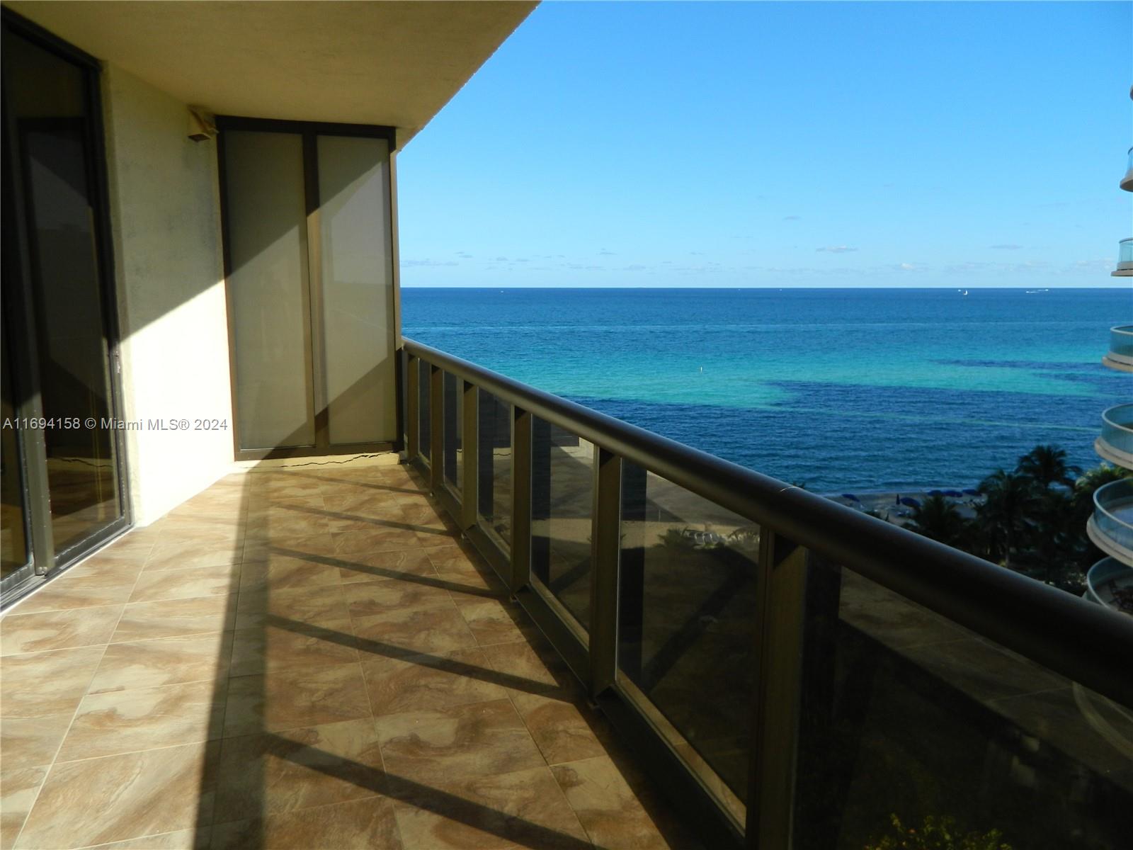 Apartamento en Venta en Sunny Isles Beach, FL