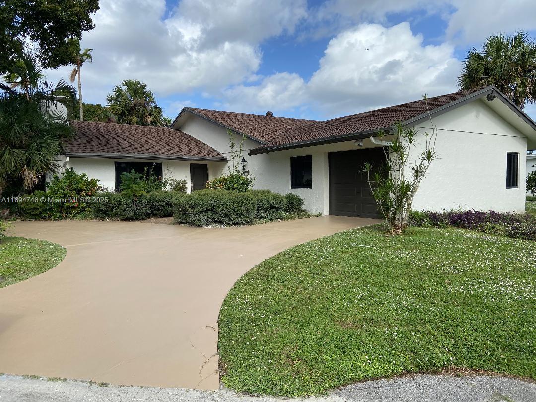 6205 Jacaranda Cir, Tamarac, Florida 33319
