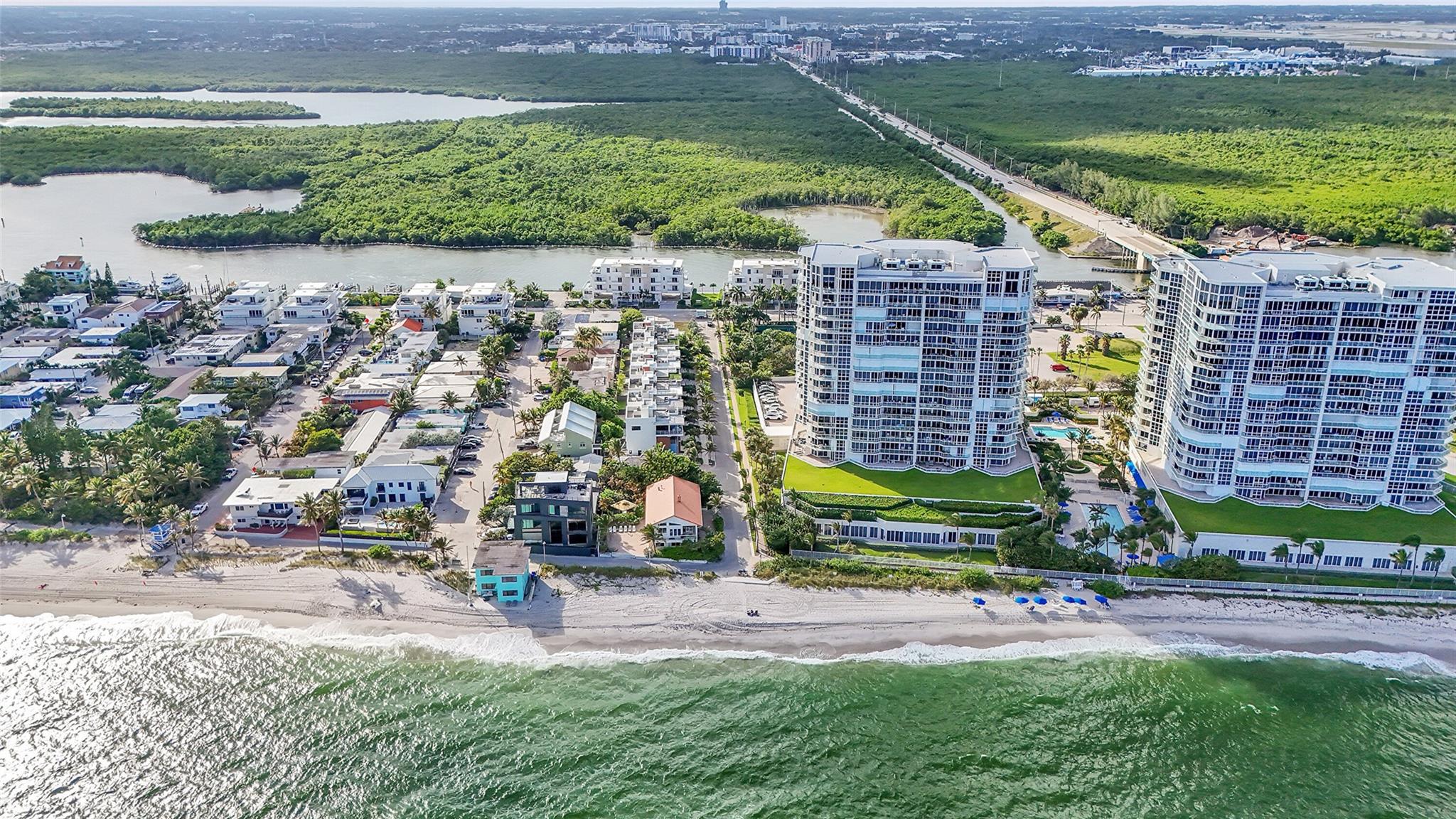 356 Balboa St, Hollywood, FL 33019