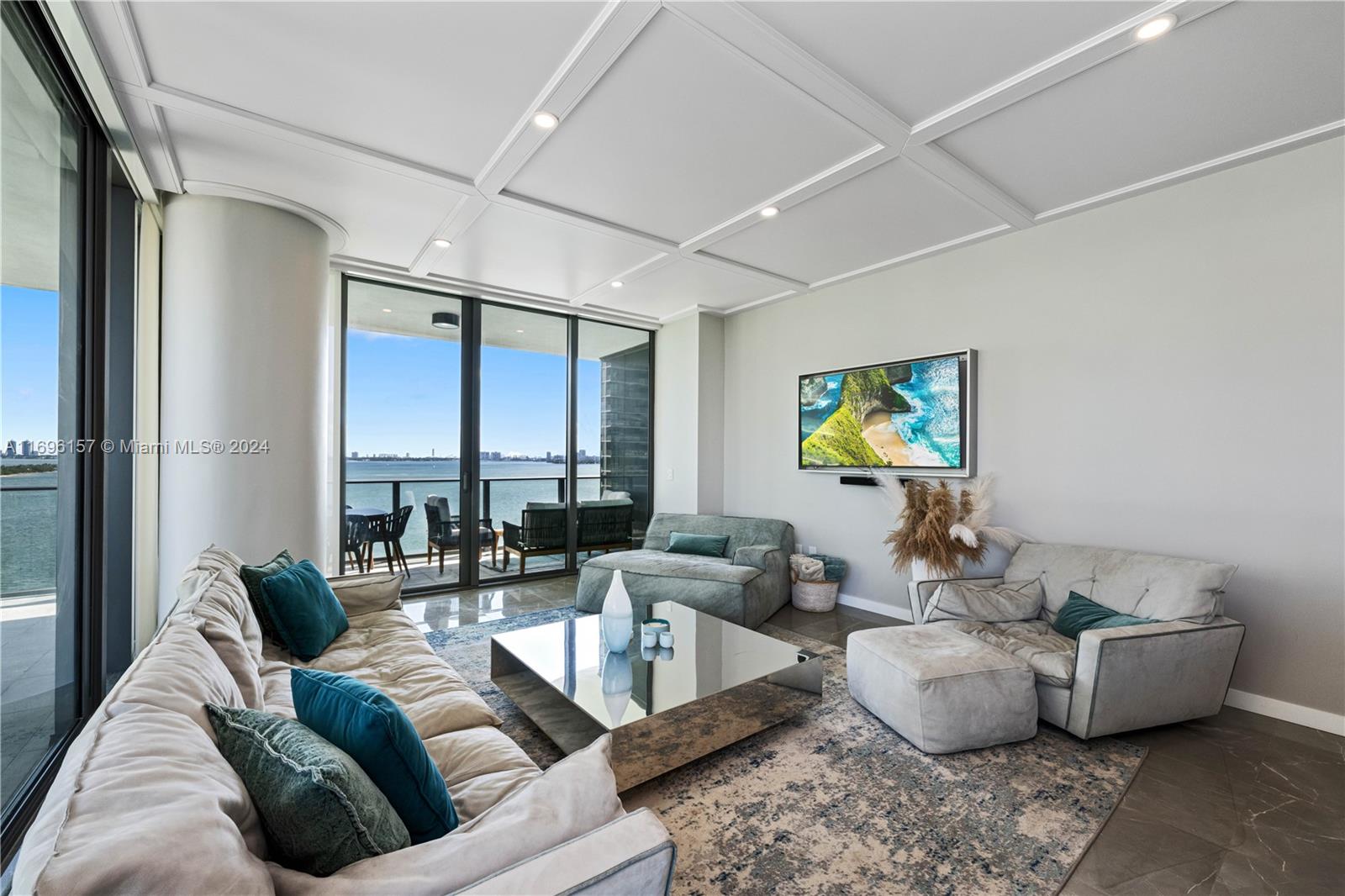Condo for Rent in Miami, FL
