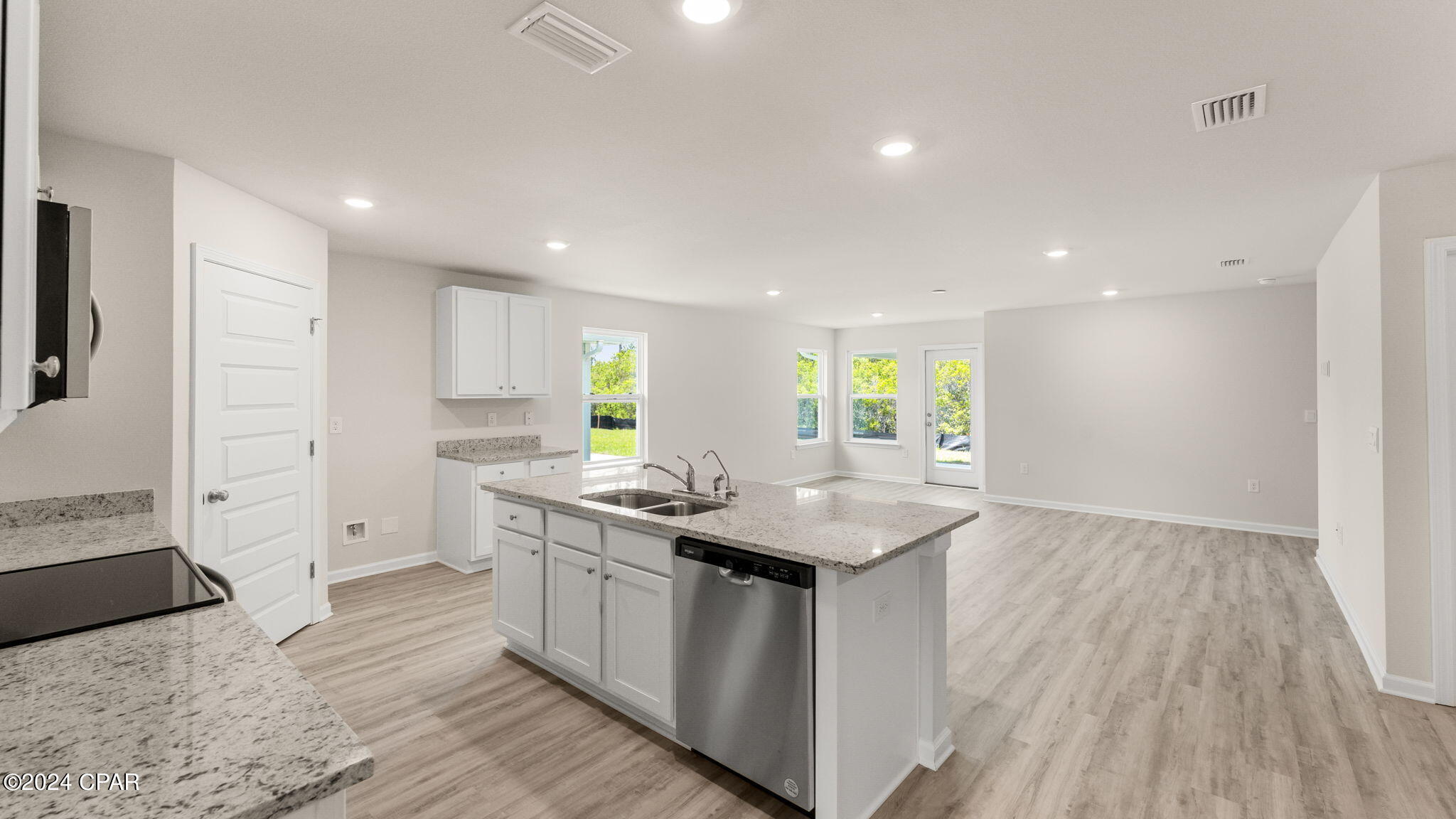 Image 12 For 286 Cades Court