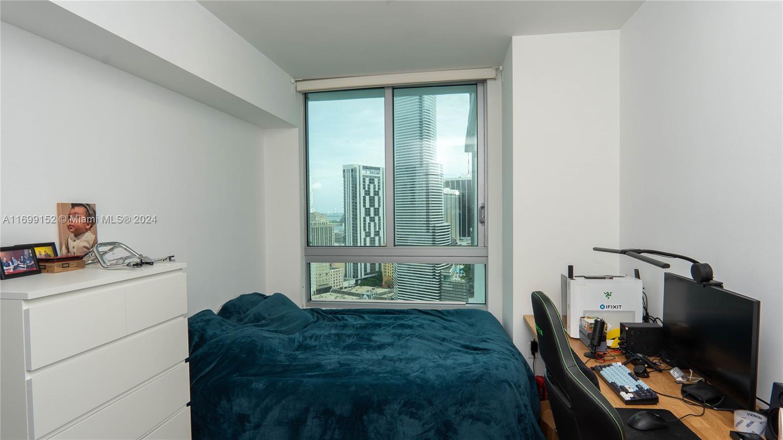 350 S Miami Ave #2905, Miami FL 33130