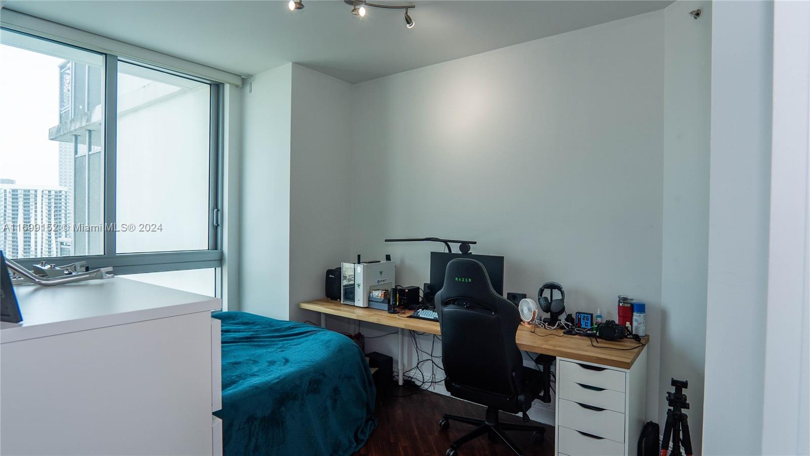 350 S Miami Ave #2905, Miami FL 33130