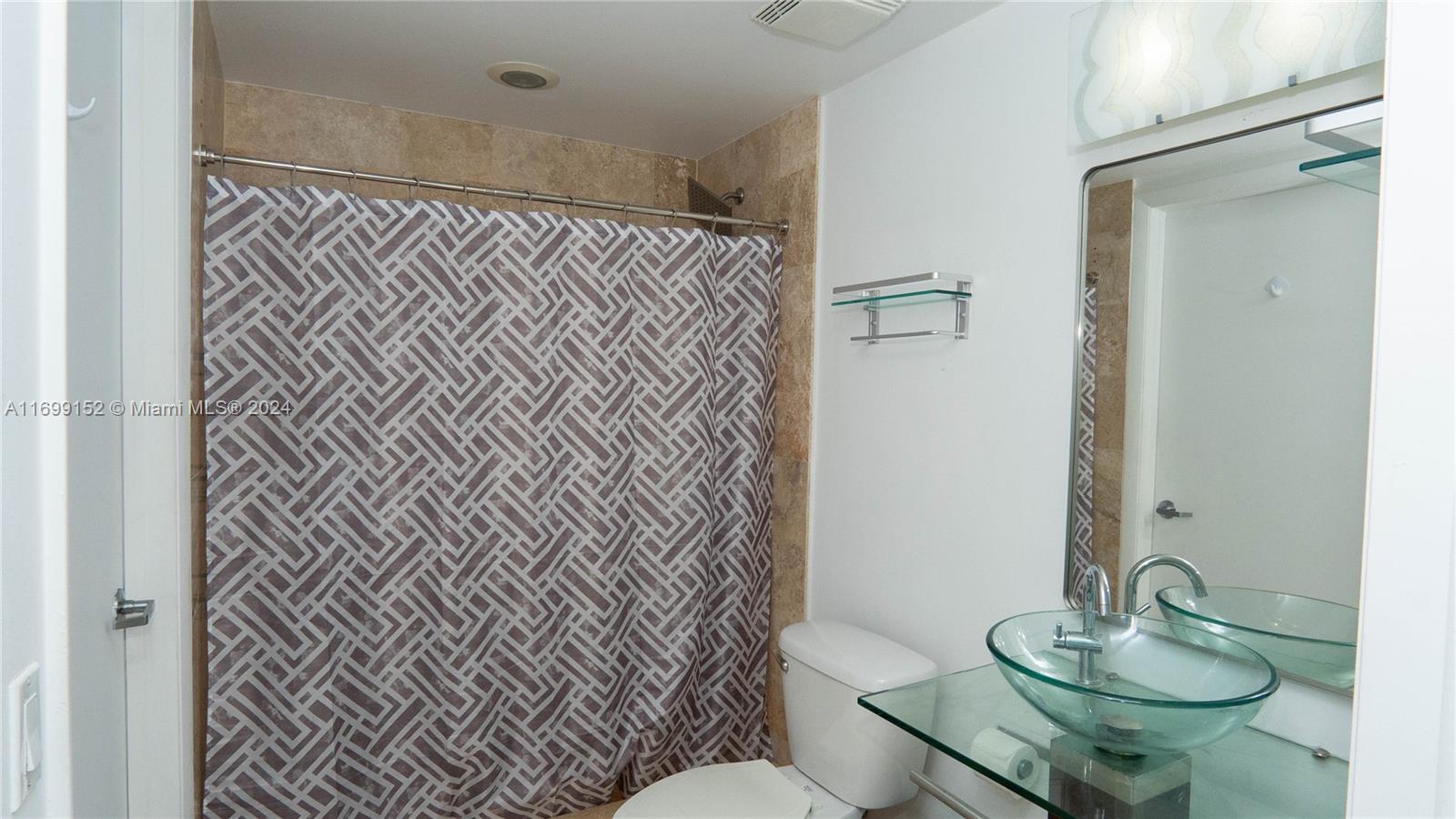 350 S Miami Ave #2905, Miami FL 33130