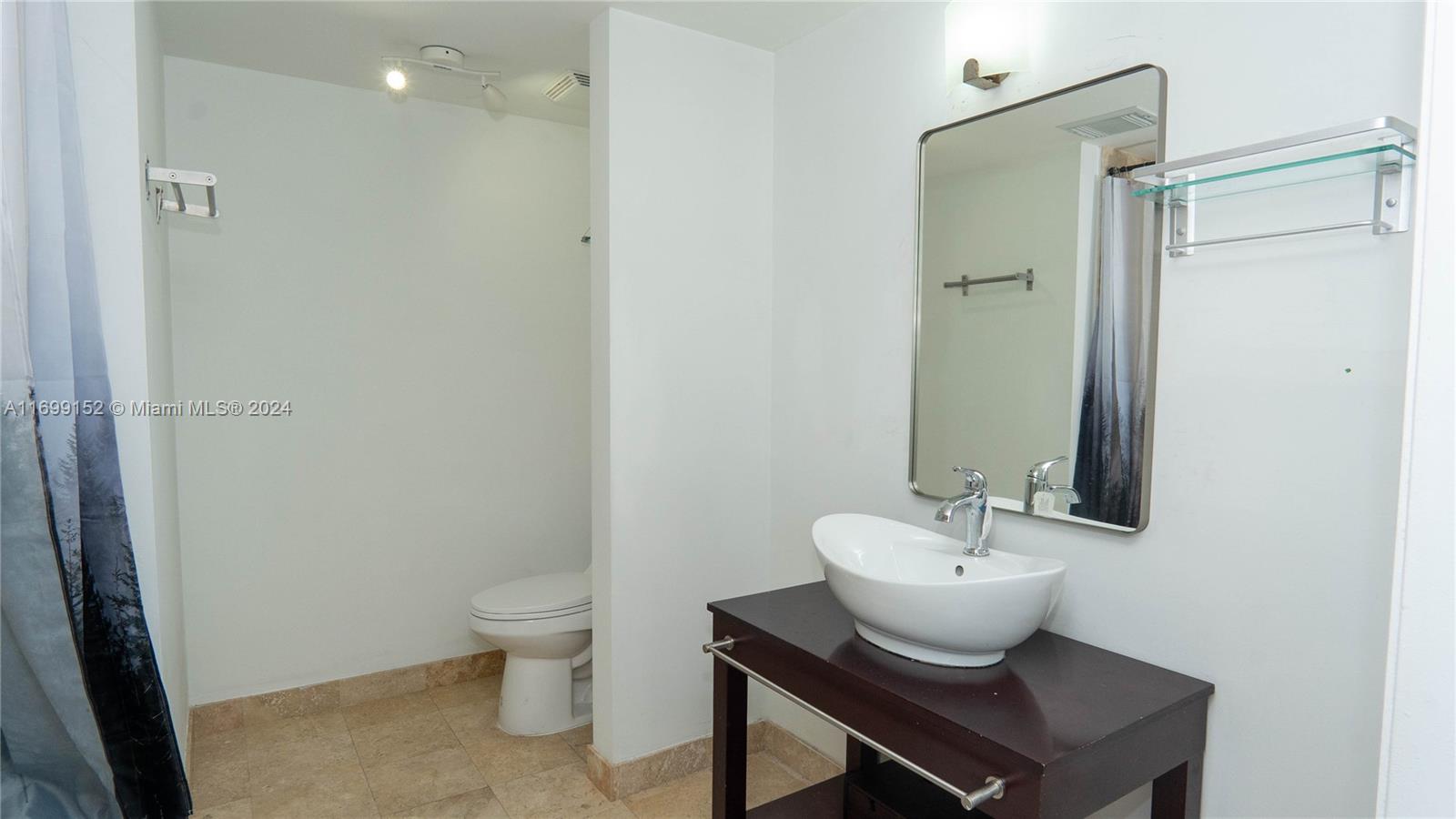 350 S Miami Ave #2905, Miami FL 33130