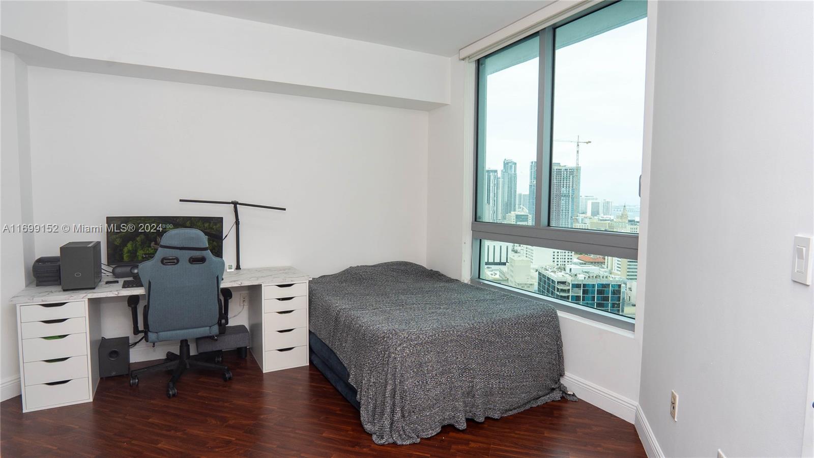 350 S Miami Ave #2905, Miami FL 33130