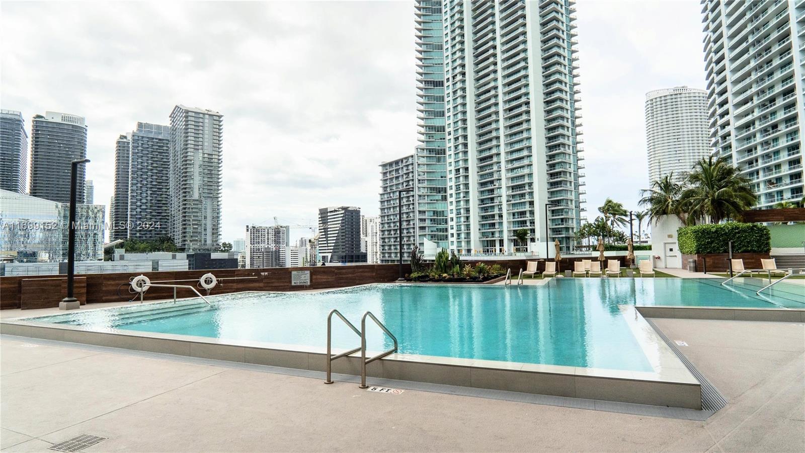 350 S Miami Ave #2905, Miami FL 33130