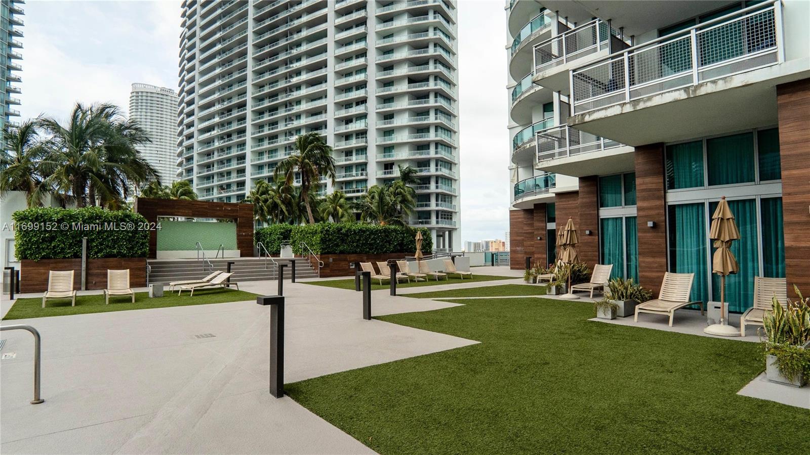 350 S Miami Ave #2905, Miami FL 33130