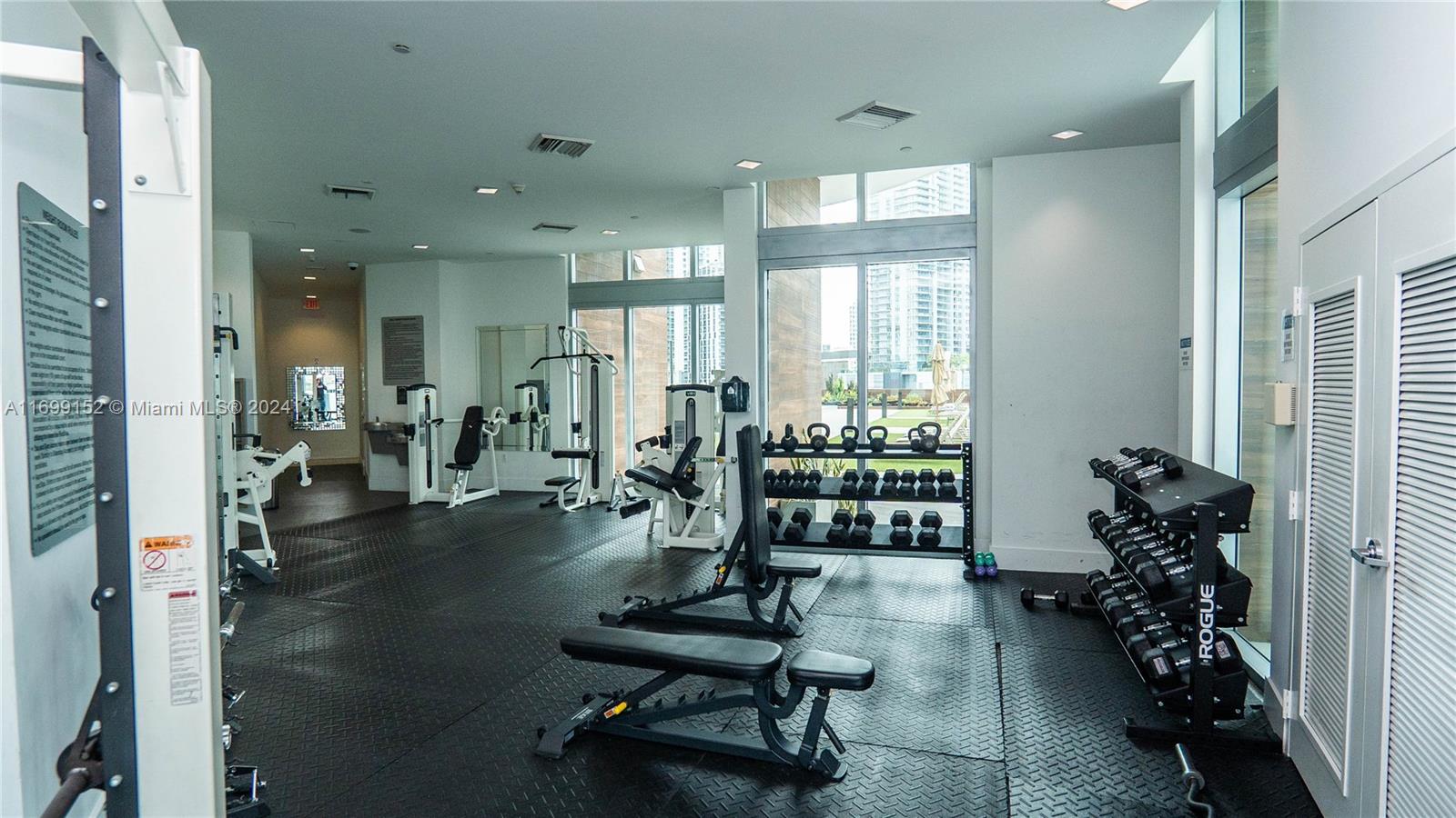 350 S Miami Ave #2905, Miami FL 33130