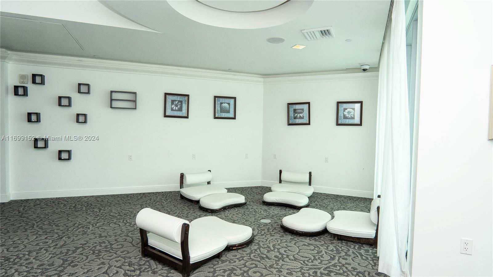 350 S Miami Ave #2905, Miami FL 33130