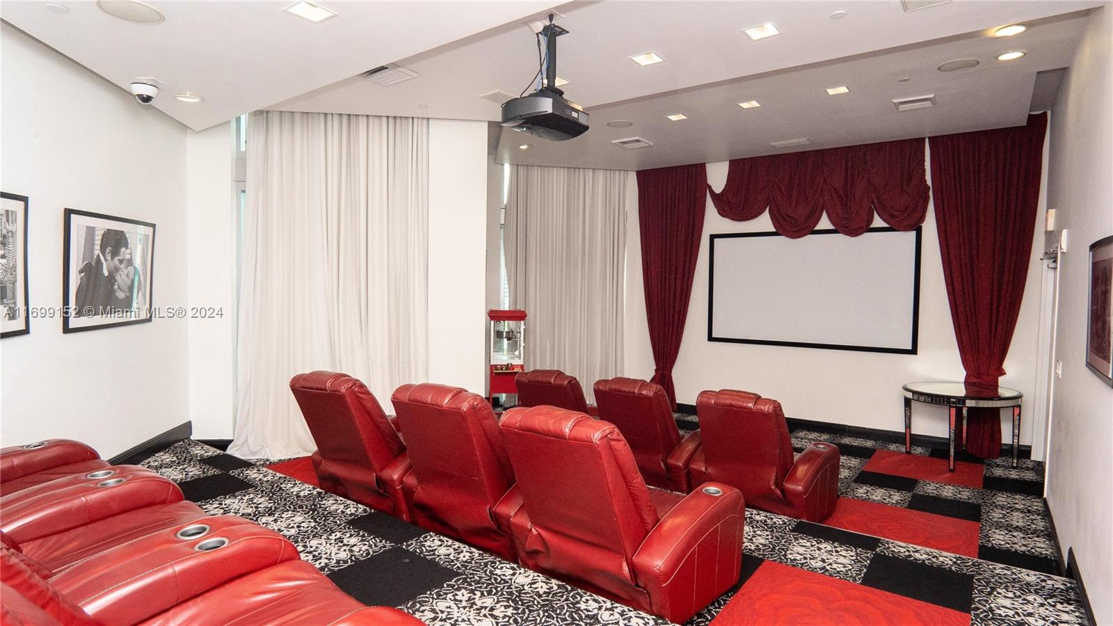 350 S Miami Ave #2905, Miami FL 33130