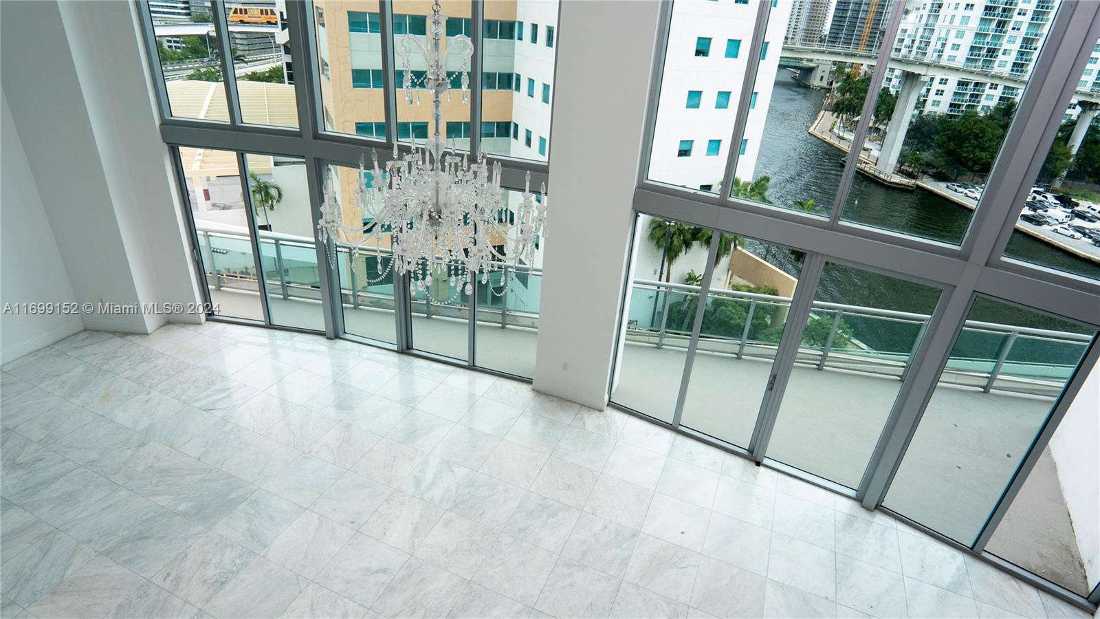 350 S Miami Ave #2905, Miami FL 33130
