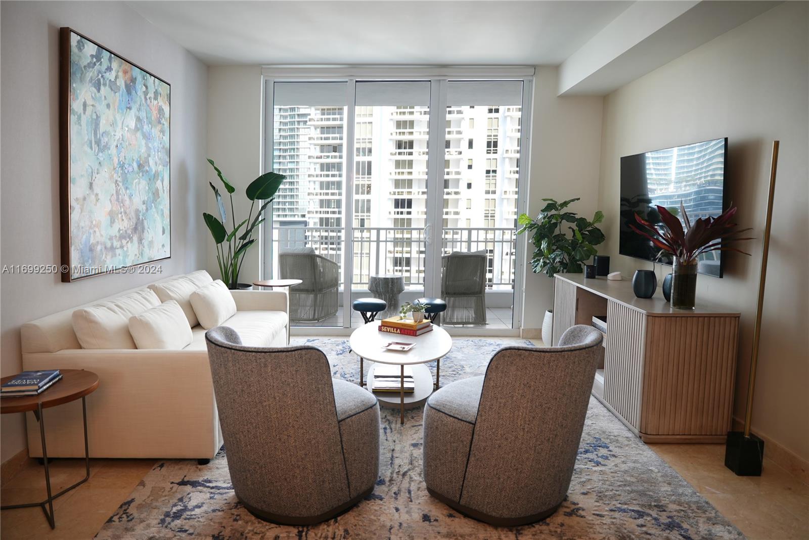 Apartamento à Venda em Miami, FL