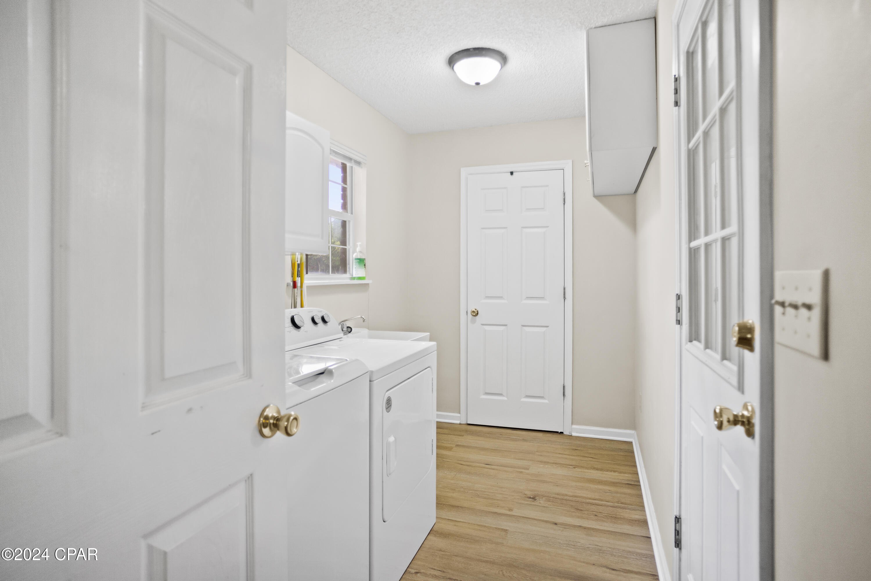 Image 32 For 18496 Live Oak Lane