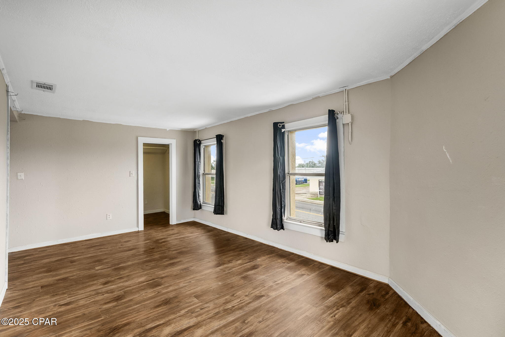 Image 38 For 2900 5th Street