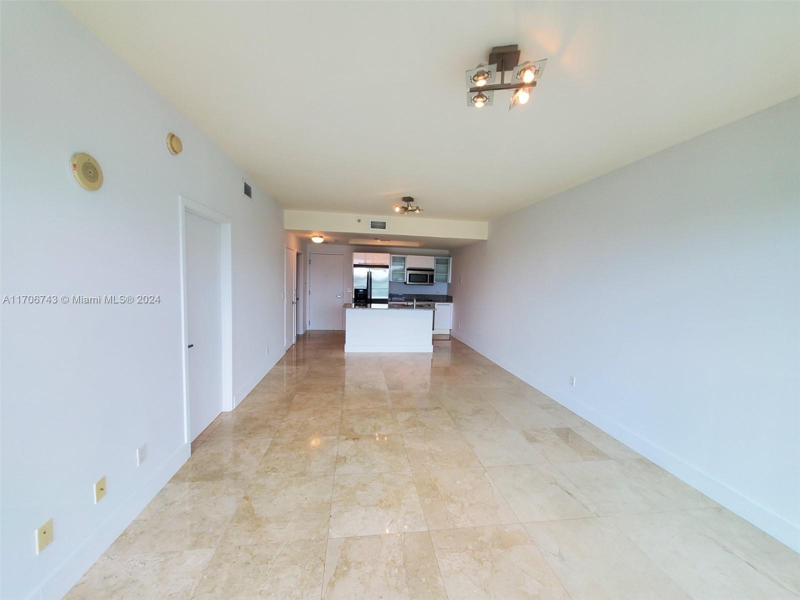 888 Biscayne Blvd #311, Miami FL 33132