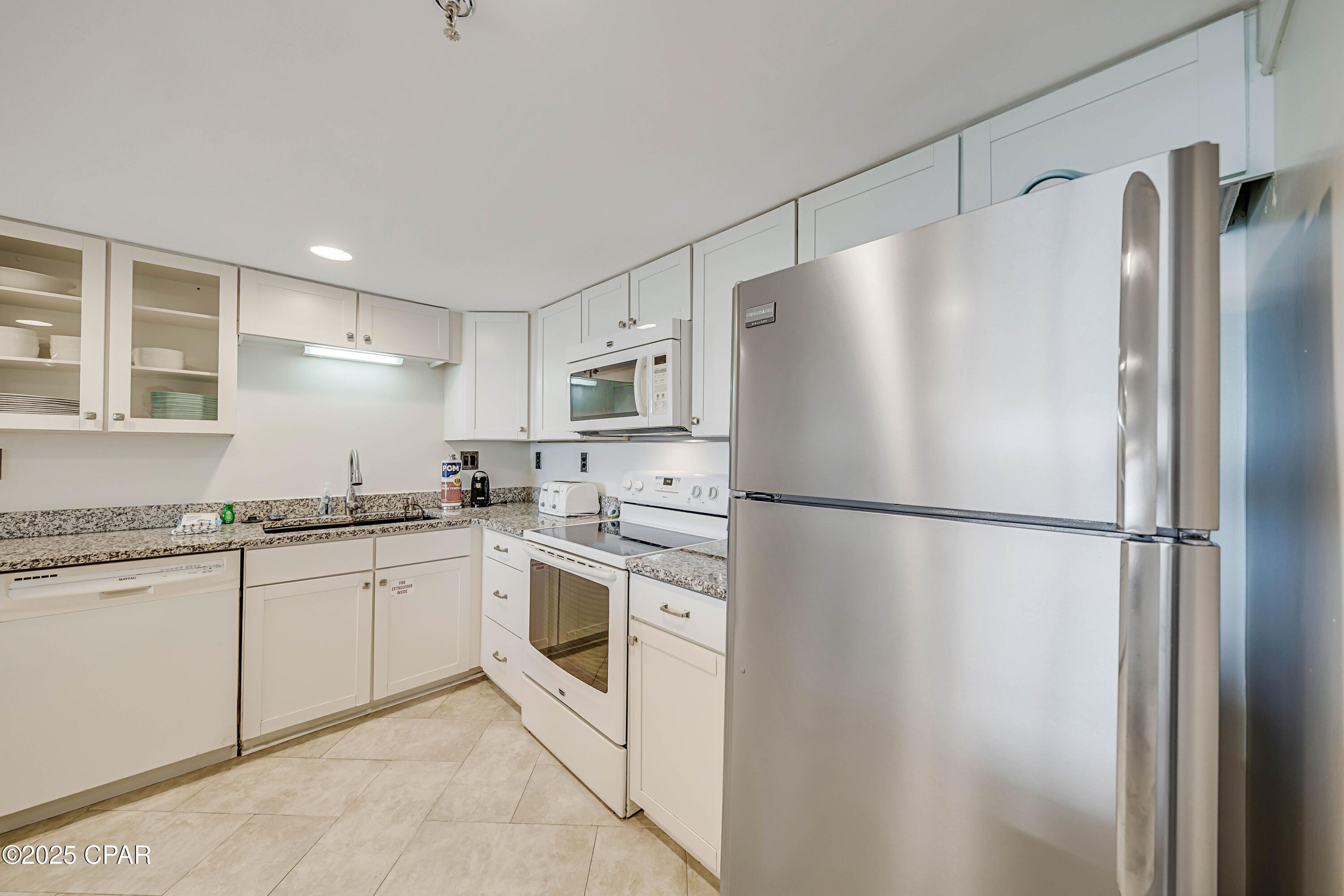 Image 11 For 6201 Thomas Drive 1405