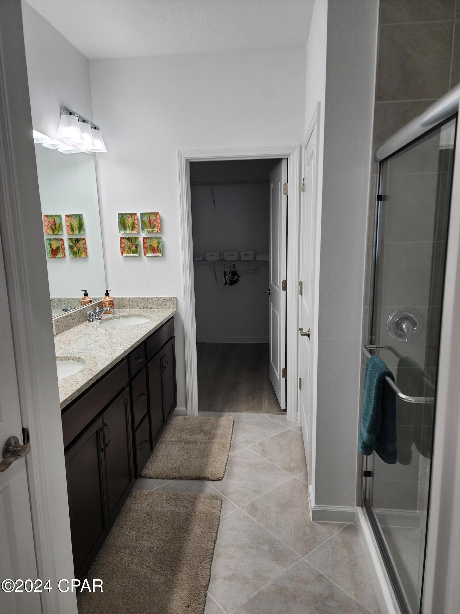 Image 9 For 8666 Shell Sink Drive