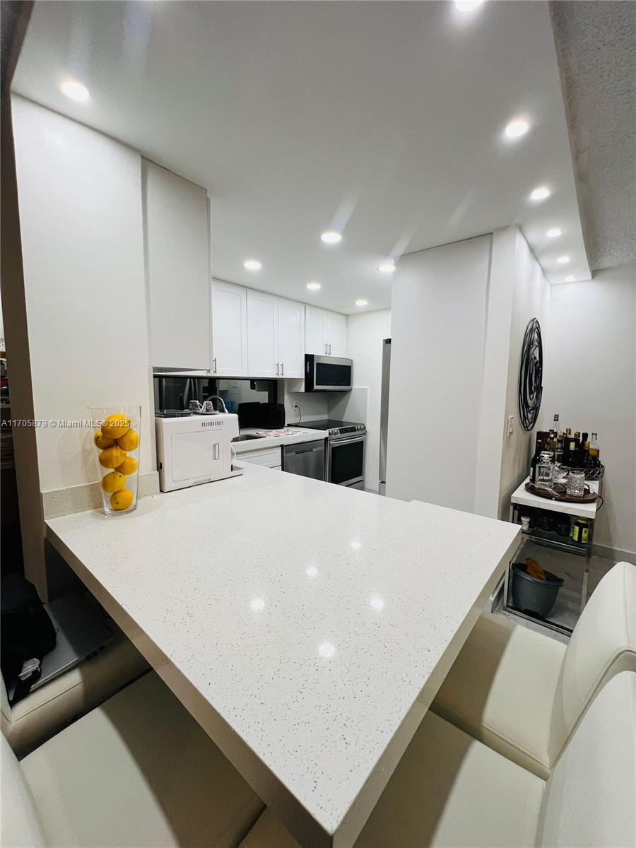 Plaza Of Americas Condo P